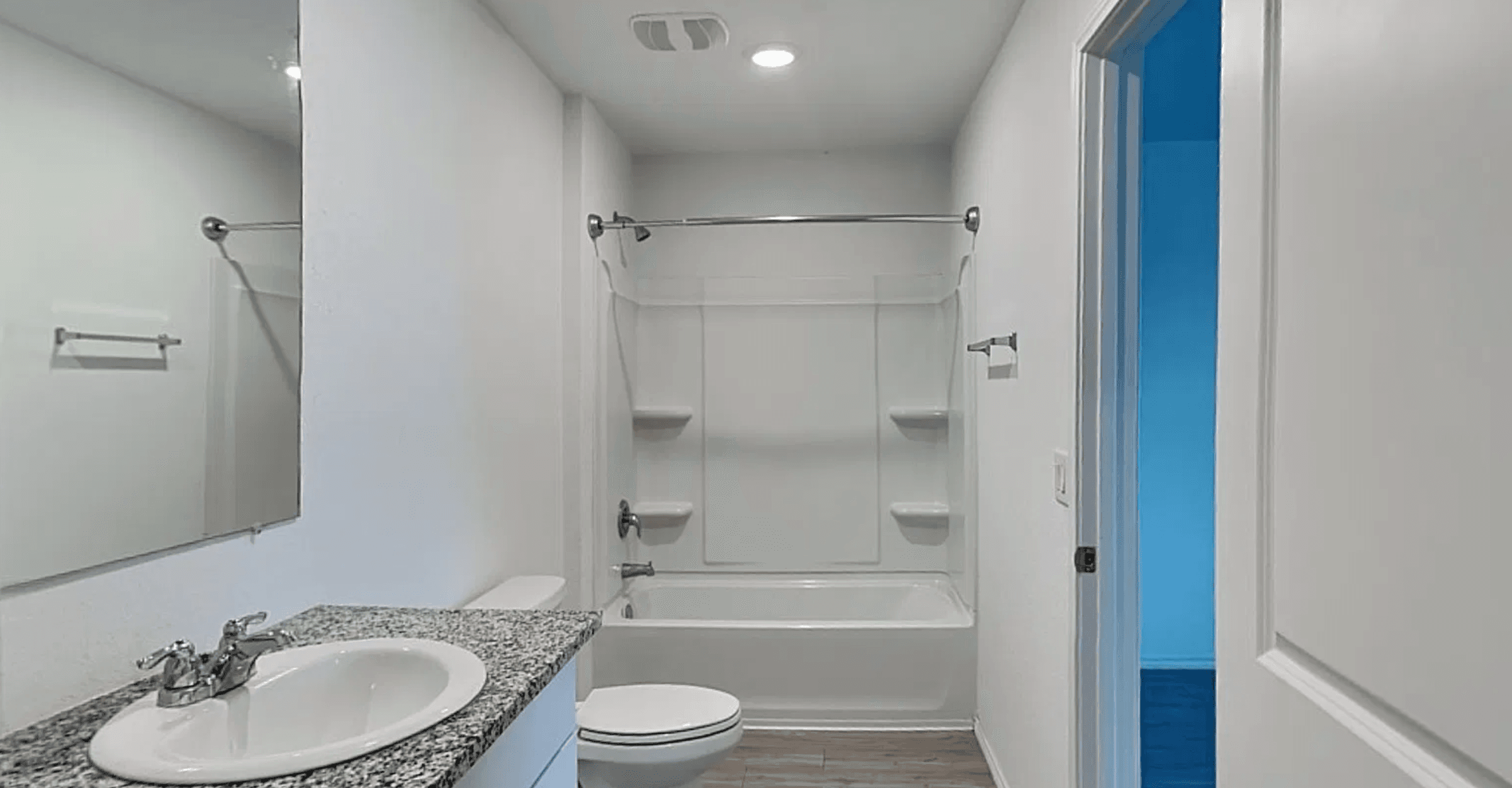 610 House - Photo 2