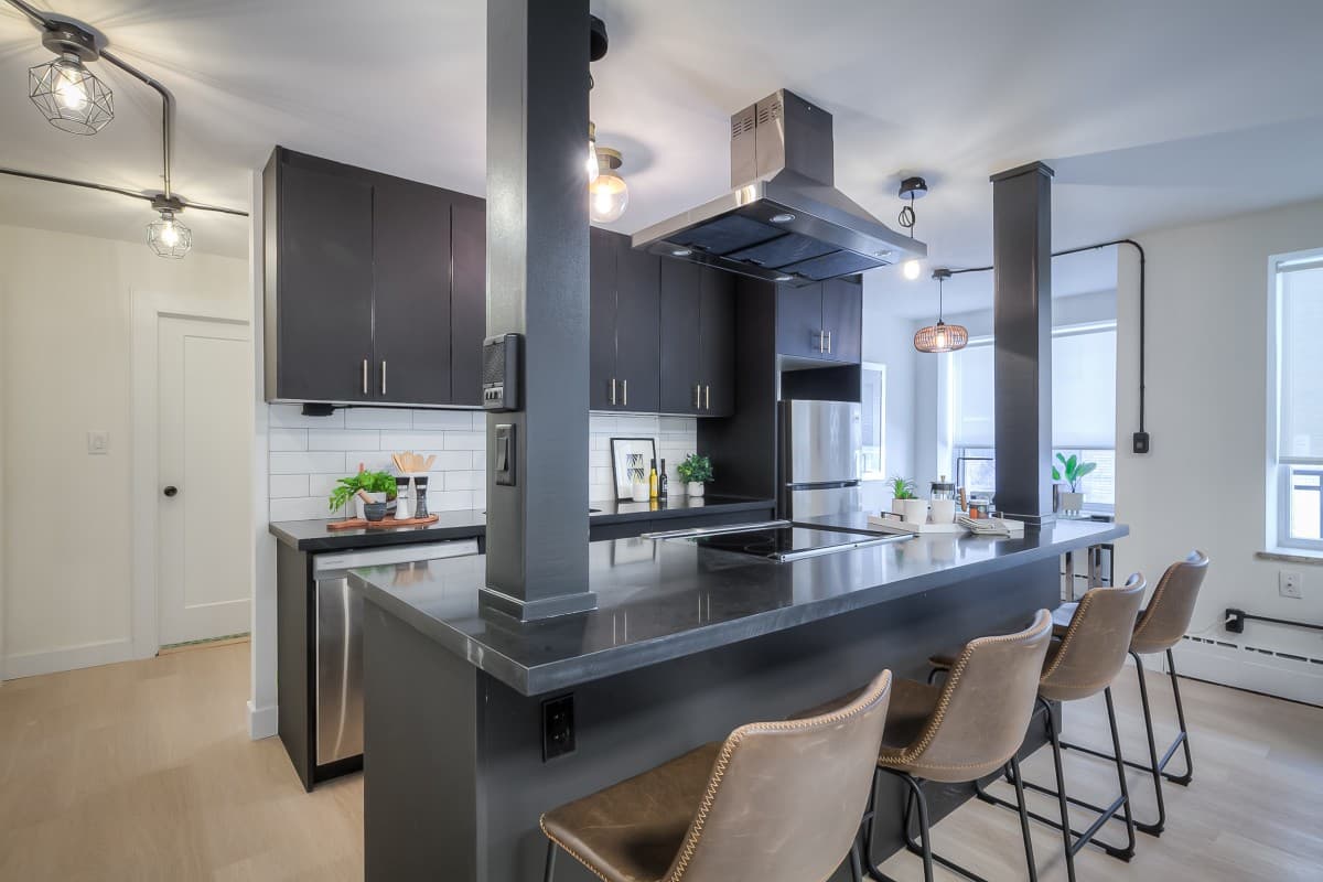 420 Eglinton Ave E - 107 - Photo 11