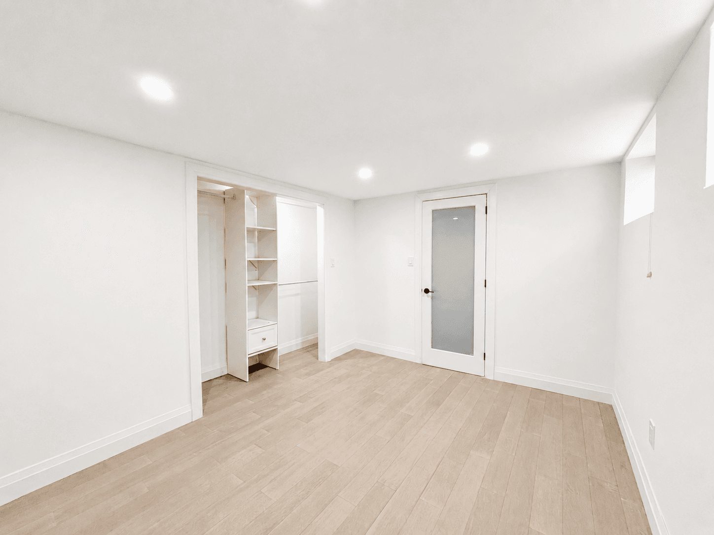 908 Fennell Ave - Basement - Photo 8