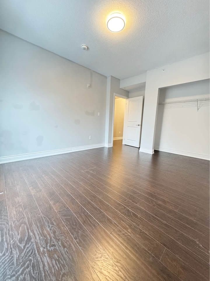 401 - 304 Essa Road - Photo 19