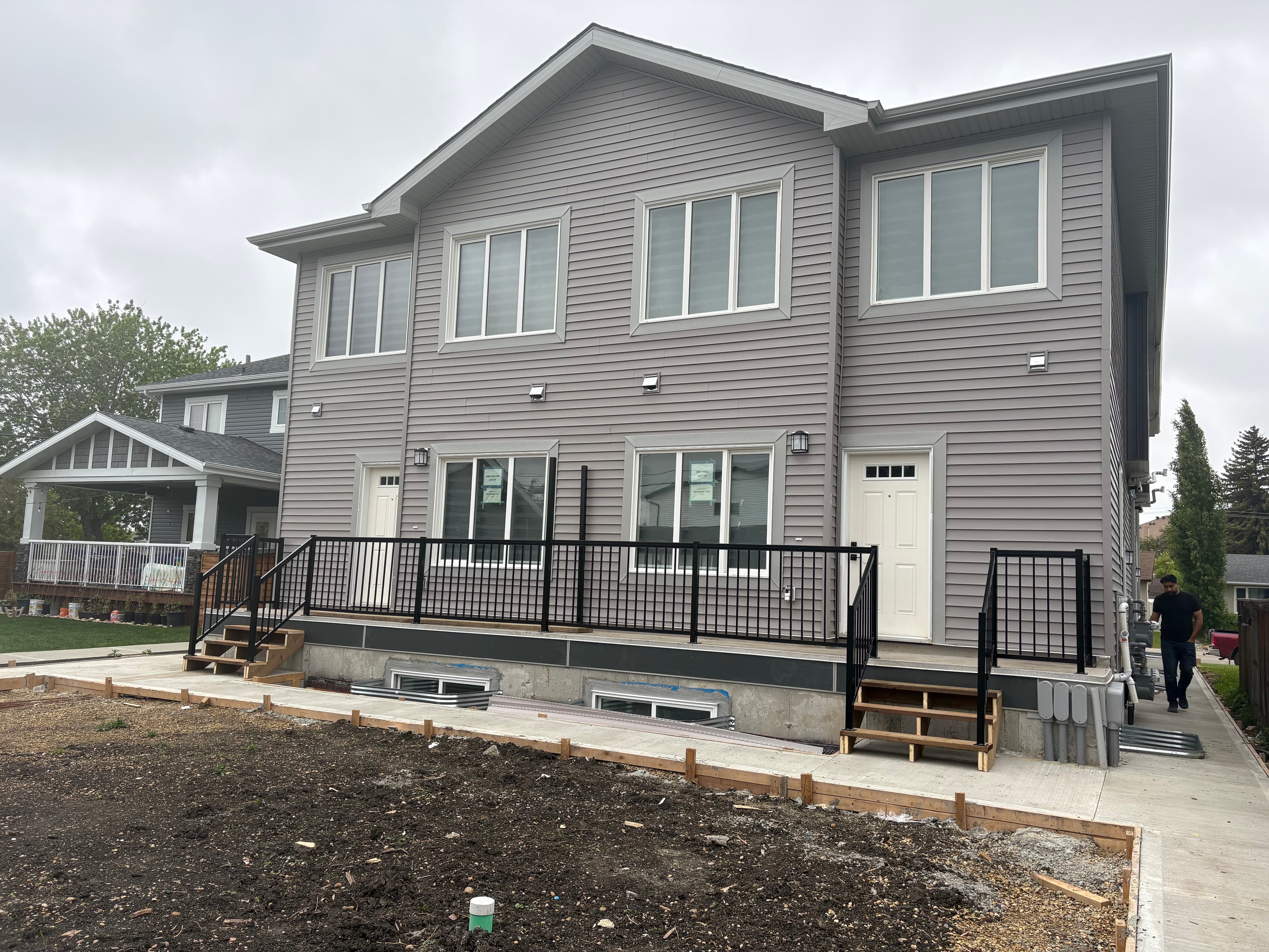 8903 - Upper - Photo 12