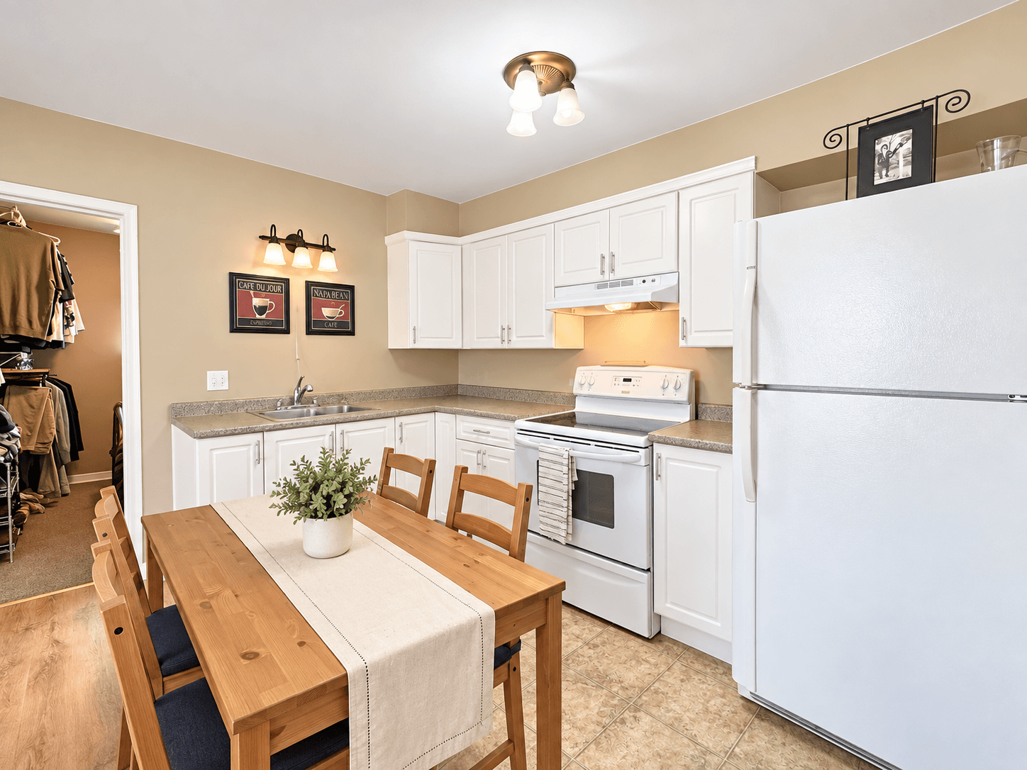 51 Eastchester Ave - Unit 3 - Photo 7