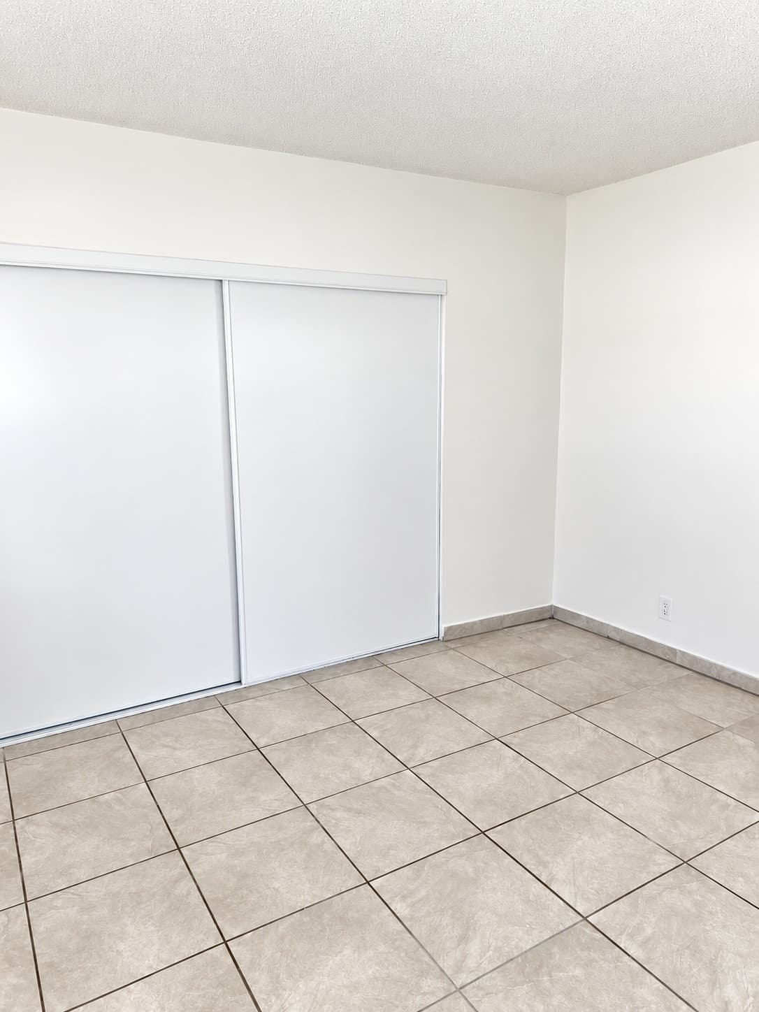 14714 Titus 2BR 1BA - Photo 4
