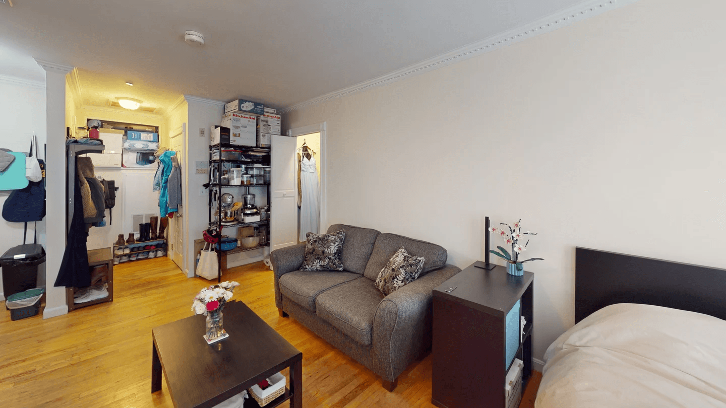 8 Bishop Allen Dr - 2 - Photo 2