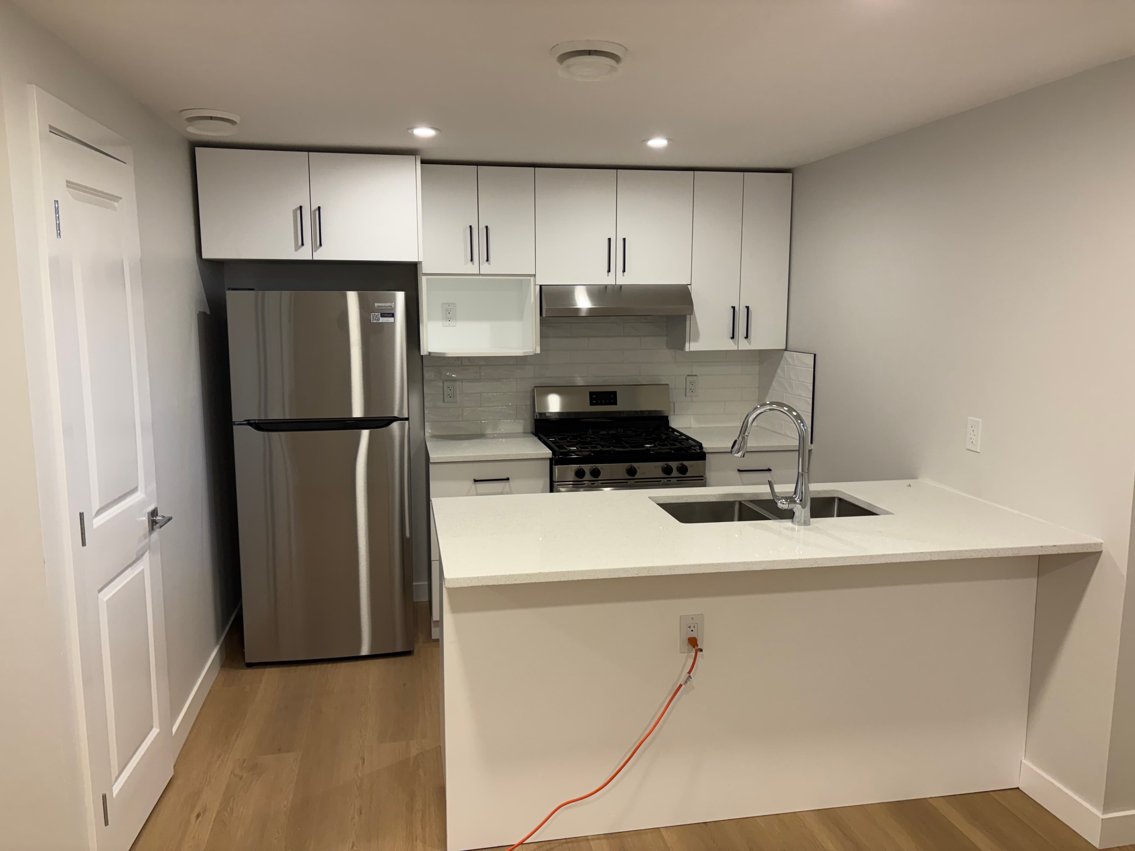 12337 85 Street - Lower