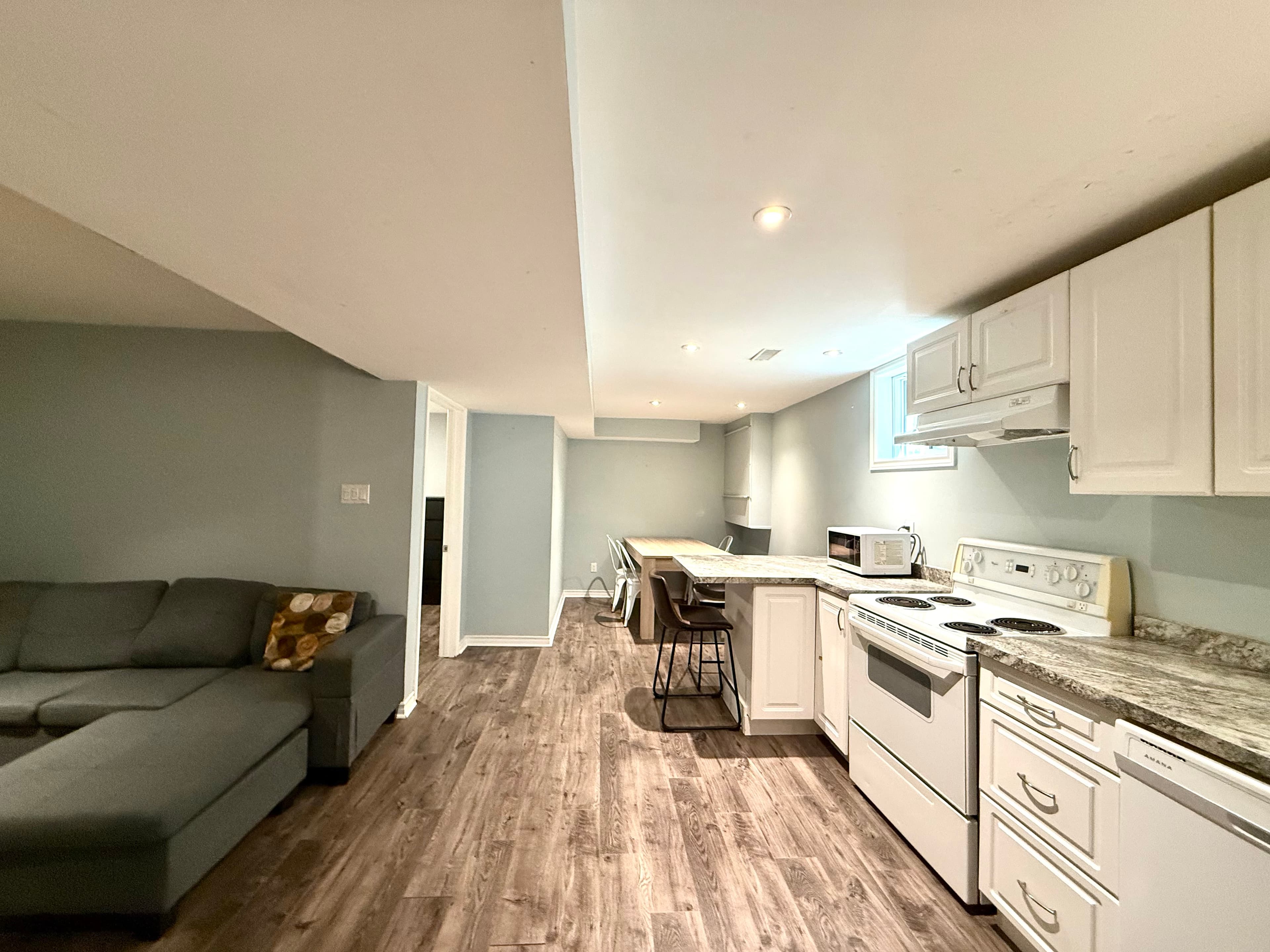 Lower Unit - 19 Patricia St Thorold ON - Photo 4