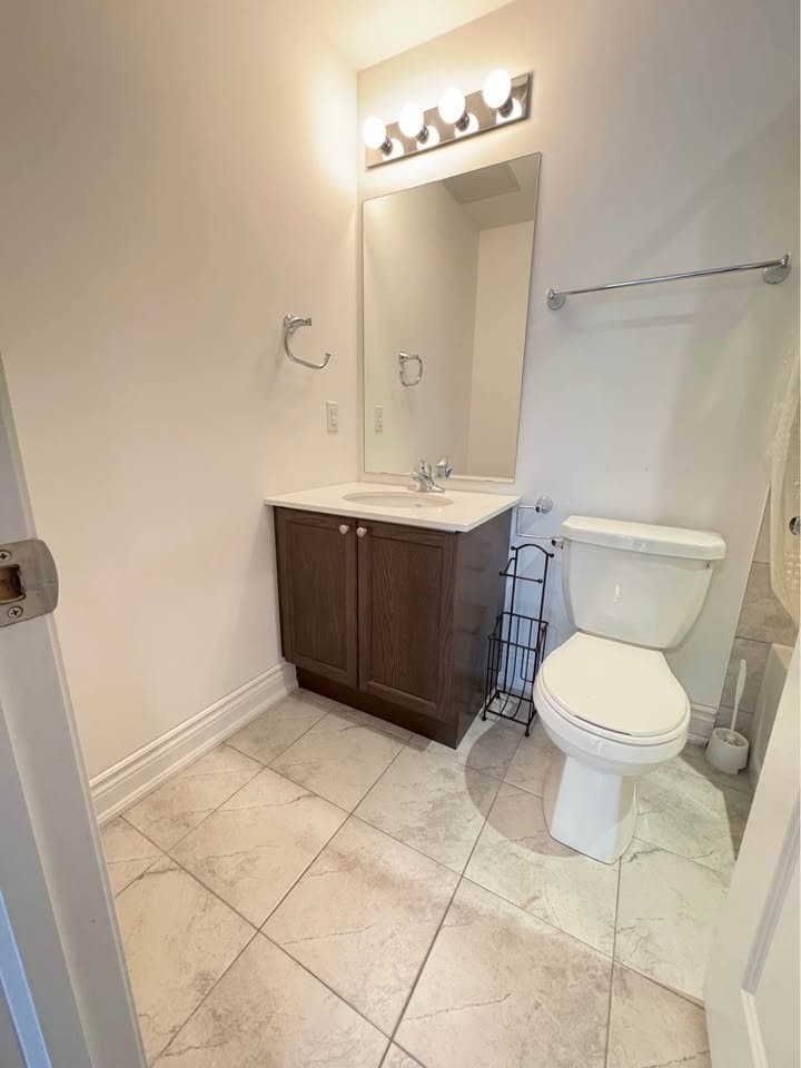 401 - 304 Essa Road - Photo 9