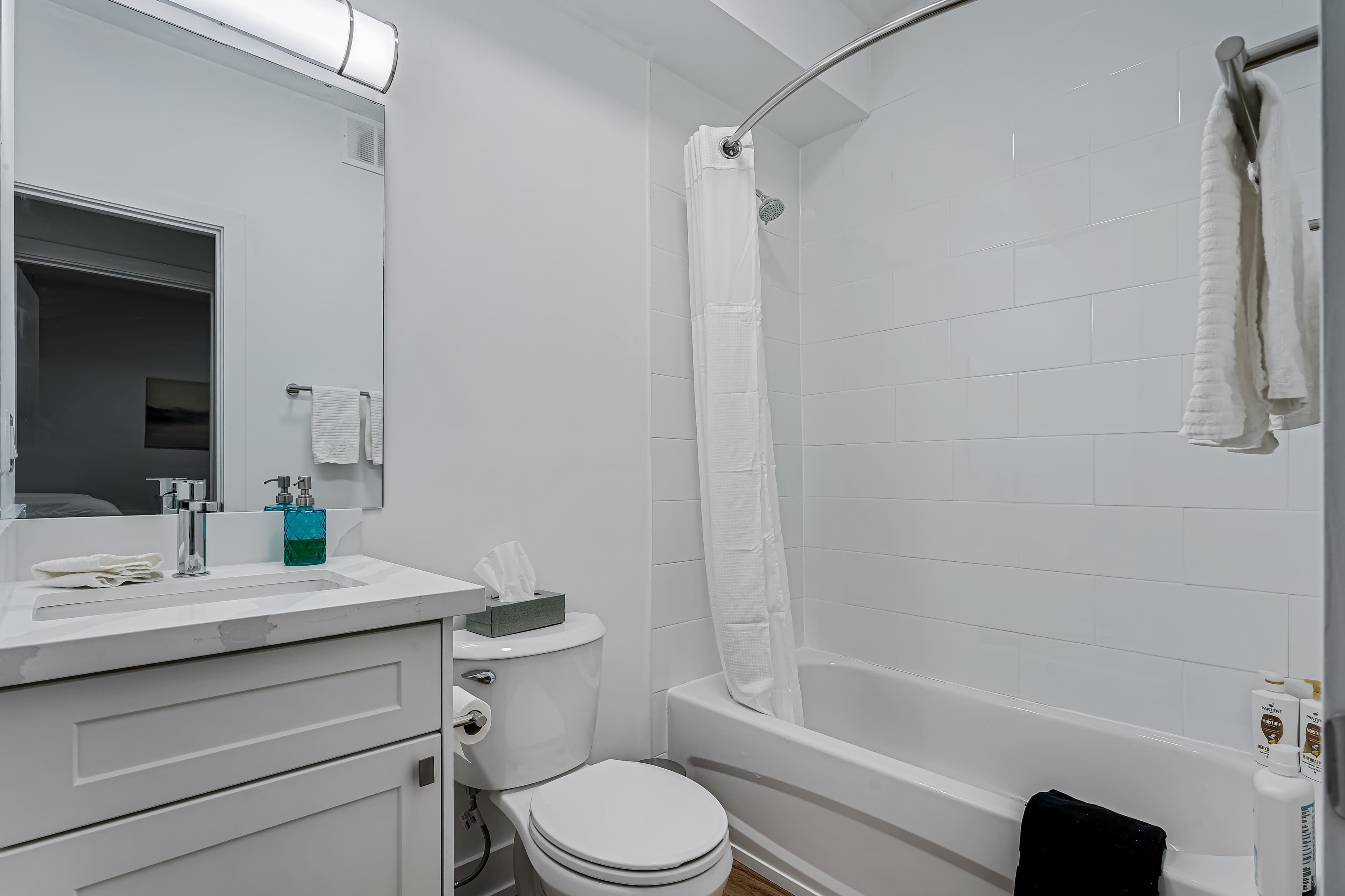 2 BEDROOM - 610 King St E - Photo 25