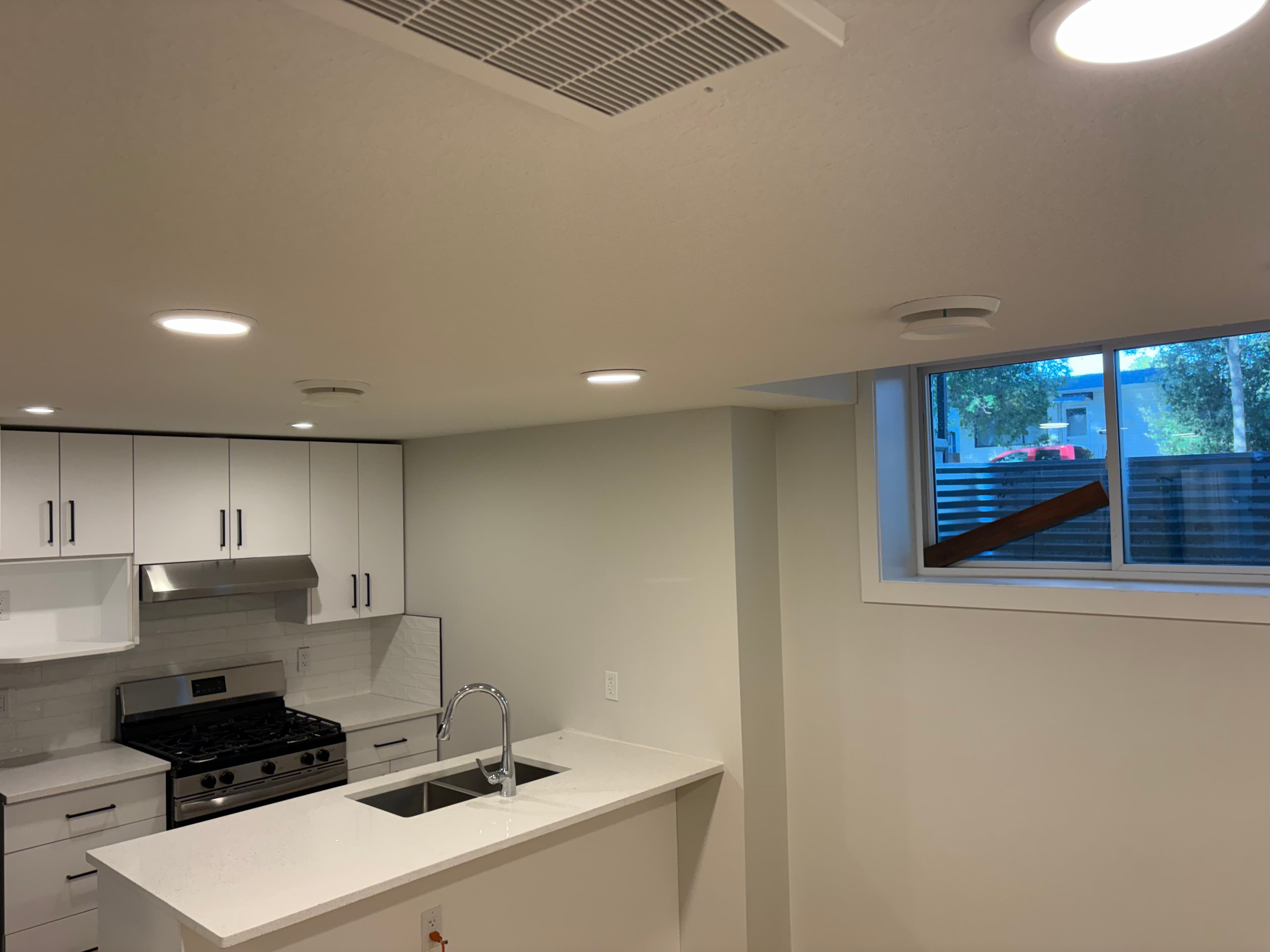 12337 85 Street - Lower - Photo 8