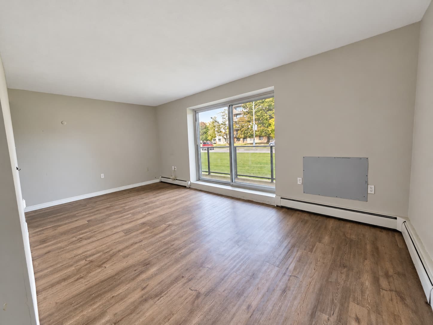 106-875 Colborne Rd Sarnia ON N7V 3K1 - Photo 6