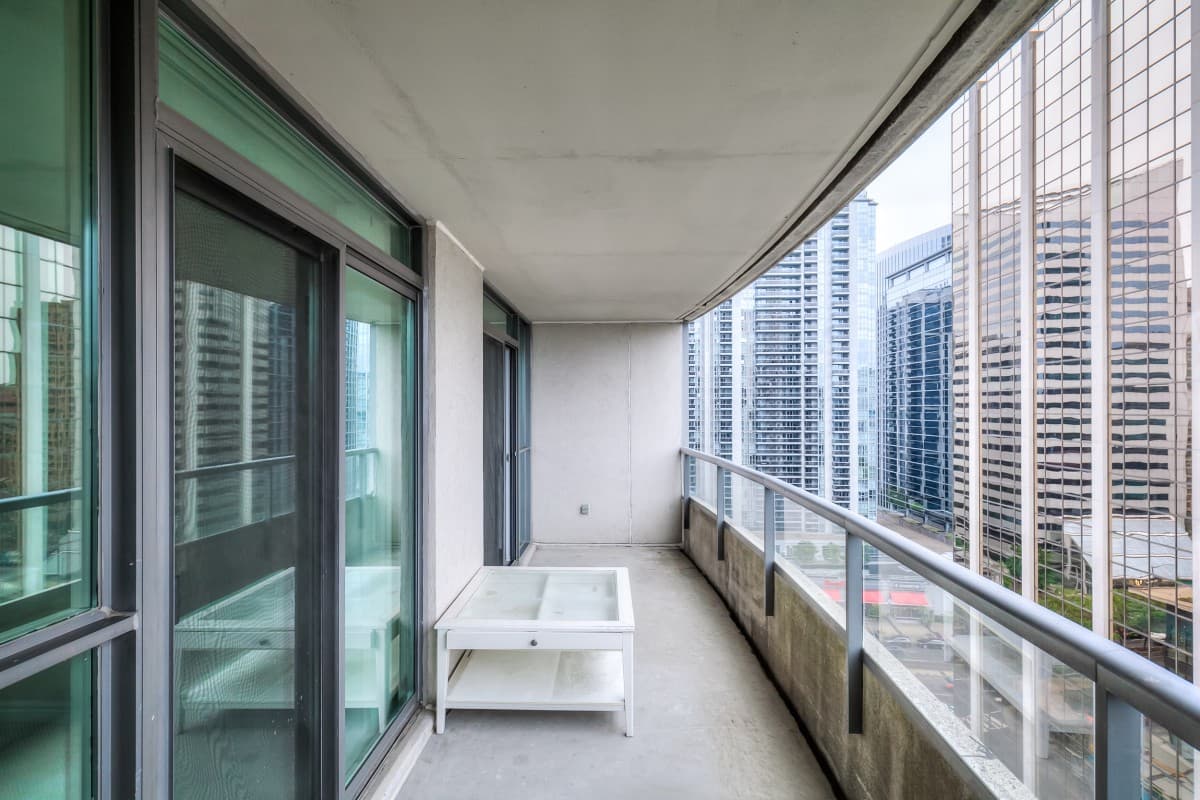 23 Hollywood Ave - 1803 - Photo 21