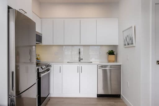 One53 - 1 Bed PROXY 399sf - Photo 9