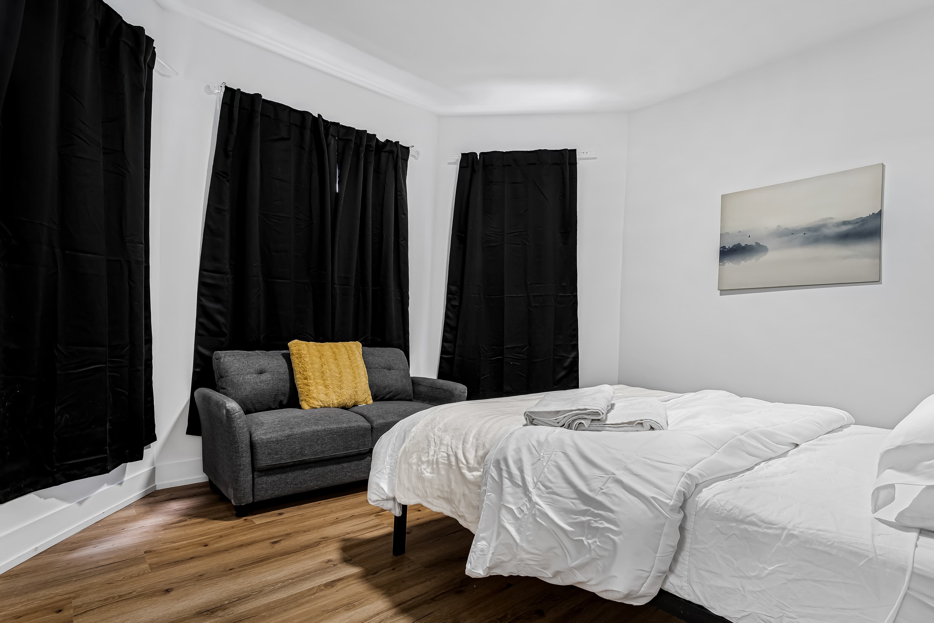 2 BEDROOM - 610 King St E - Photo 22
