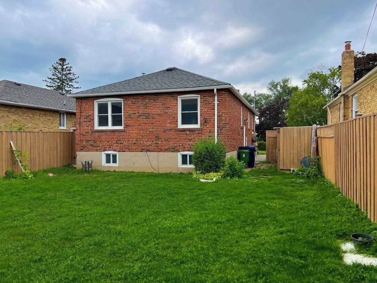 220 Ellington Dr - Main - Photo 17