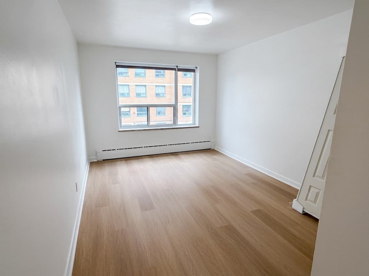 420 Eglinton Ave E - 304 - Photo 13