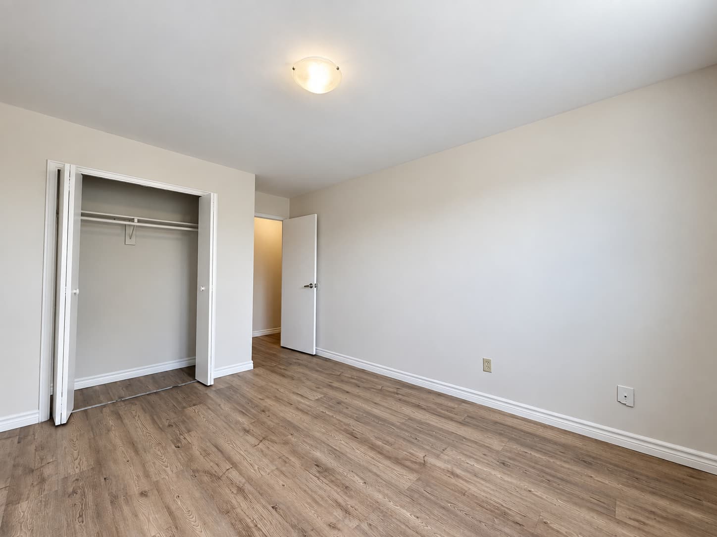 2 bedroom - Unit 28 - Photo 12