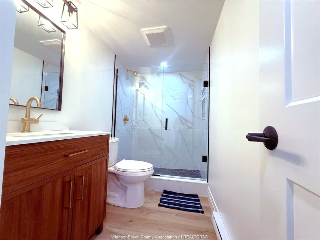 1748 Hall Avenue Lower - Photo 3
