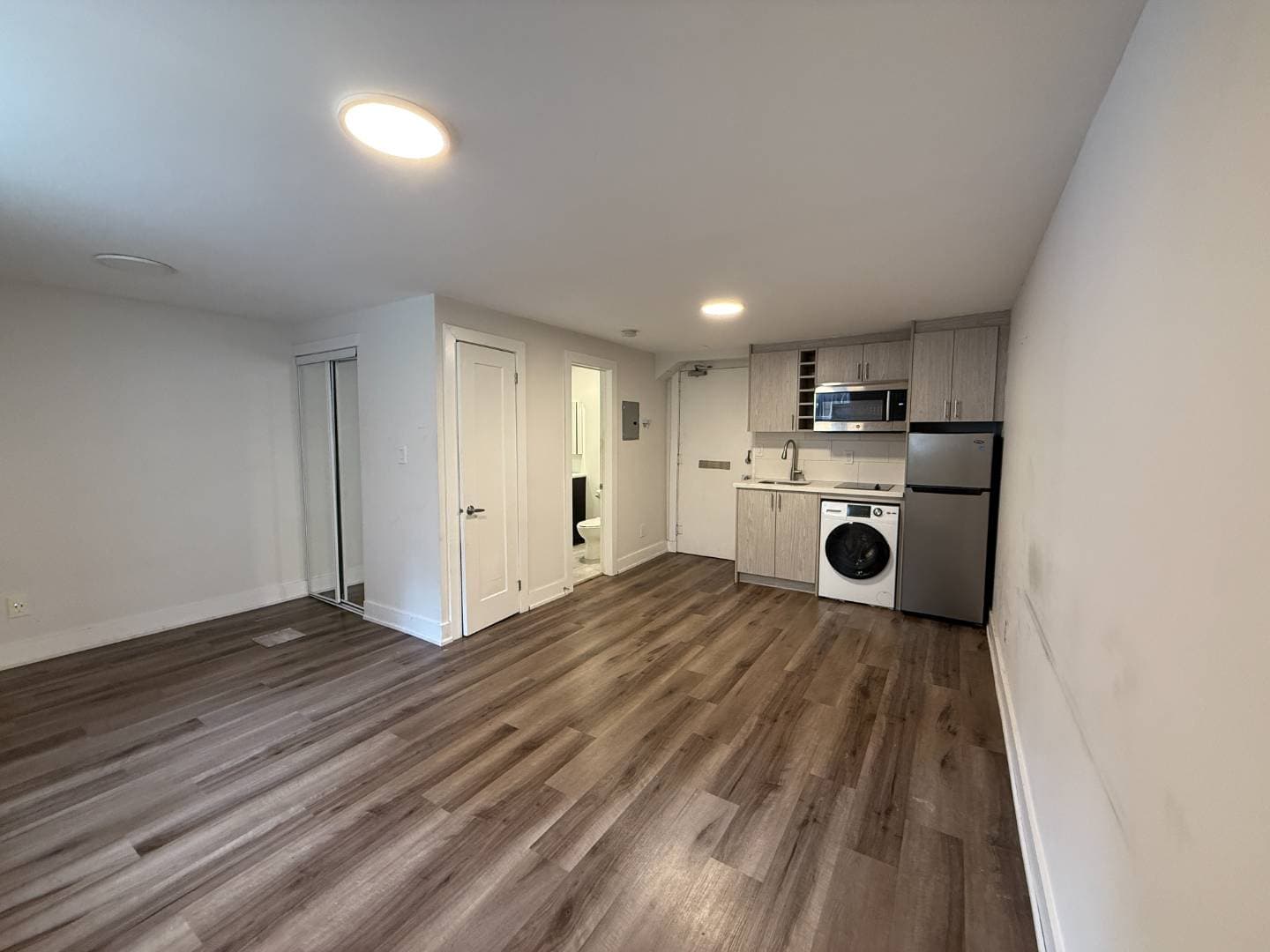 140 Springhurst Ave - 5