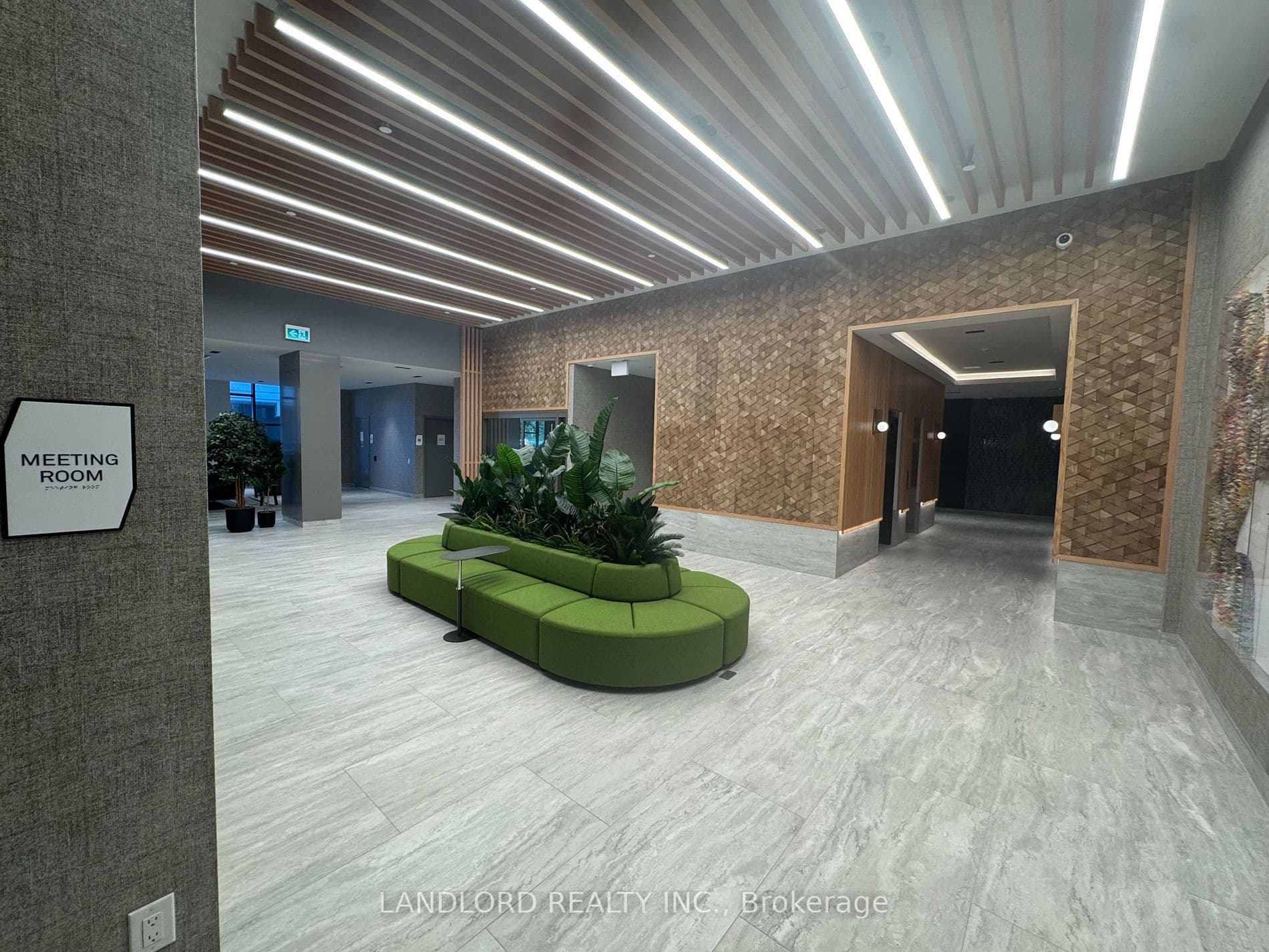 2485 Eglinton Ave W - 321 - Photo 19