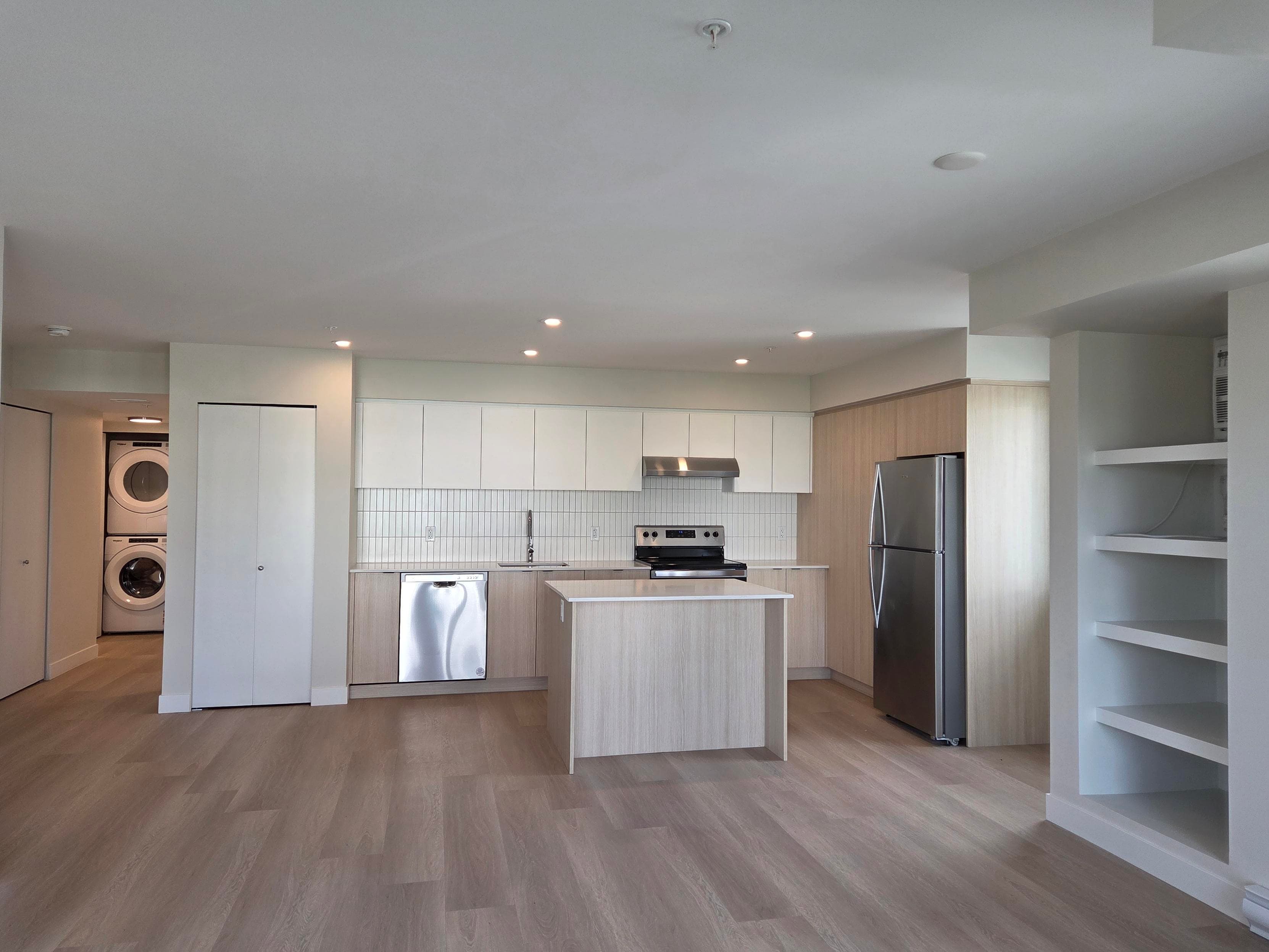 EXTRA-LARGE 2-Bed 2-Bath RENTAL Apartment in Westbank - Photo 5