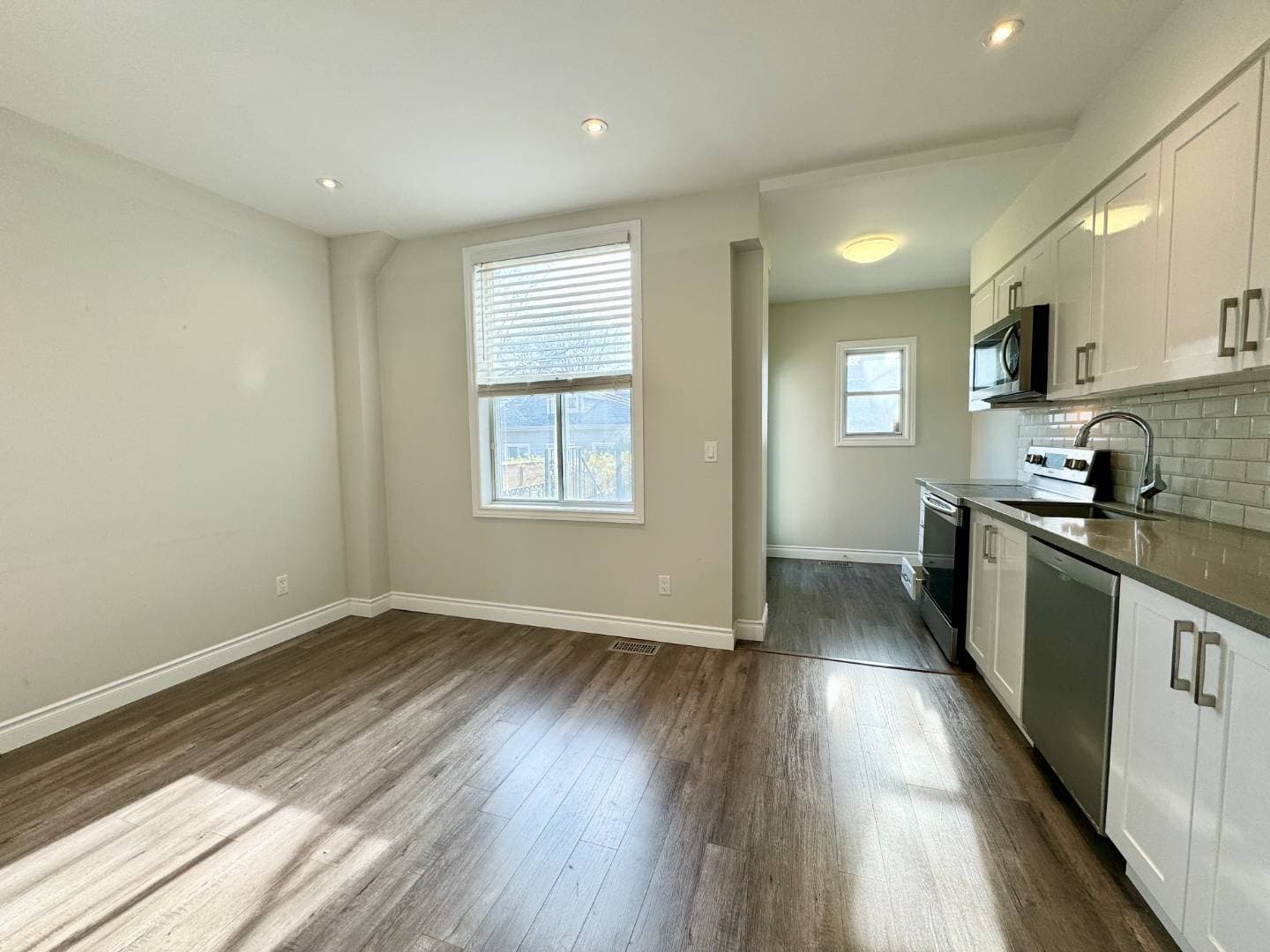 48 Dewhurst Blvd - Lower B - Photo 8