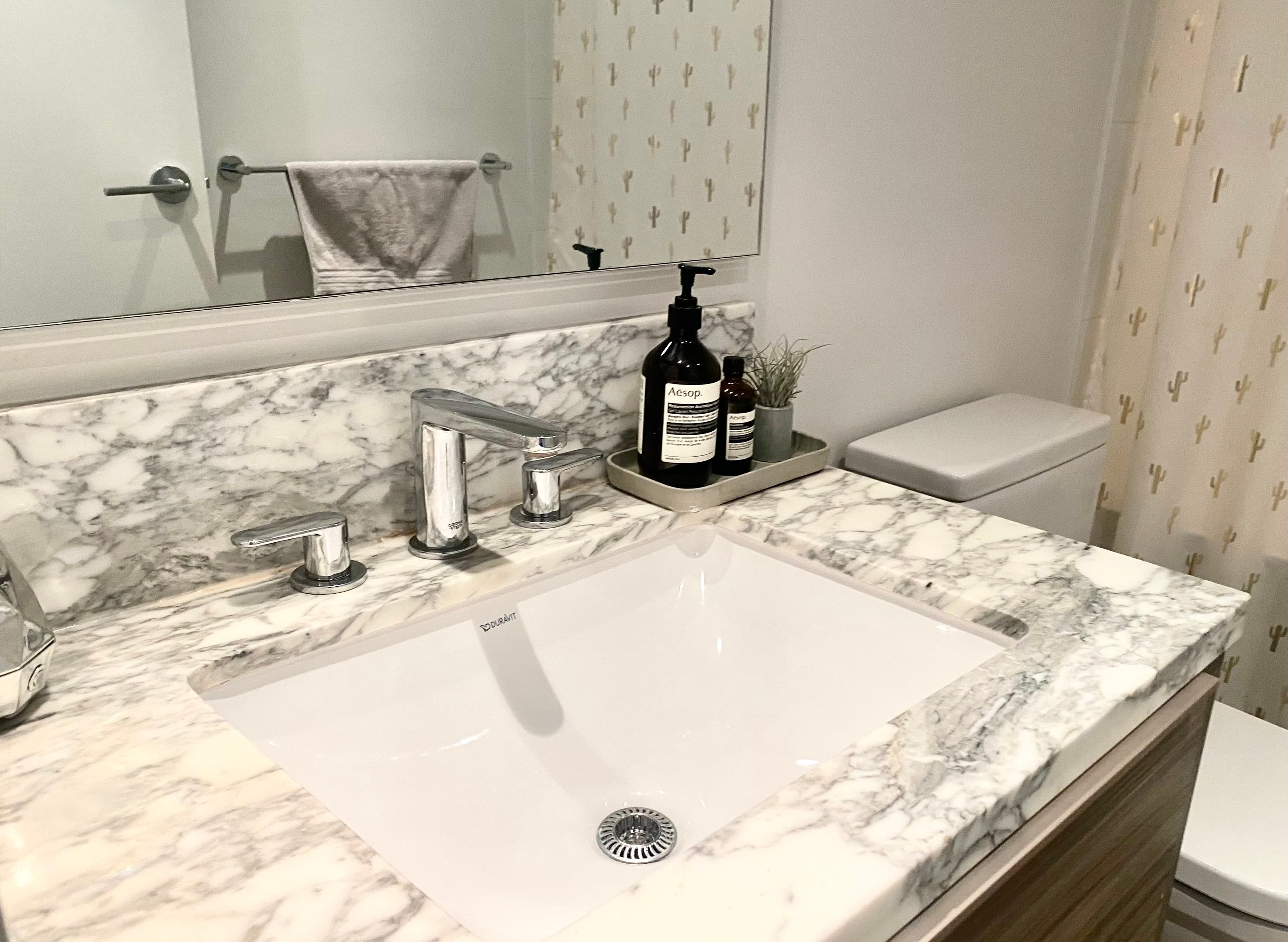 Gorgeous 1 Bedroom and Den in North Vancouver - Photo 16