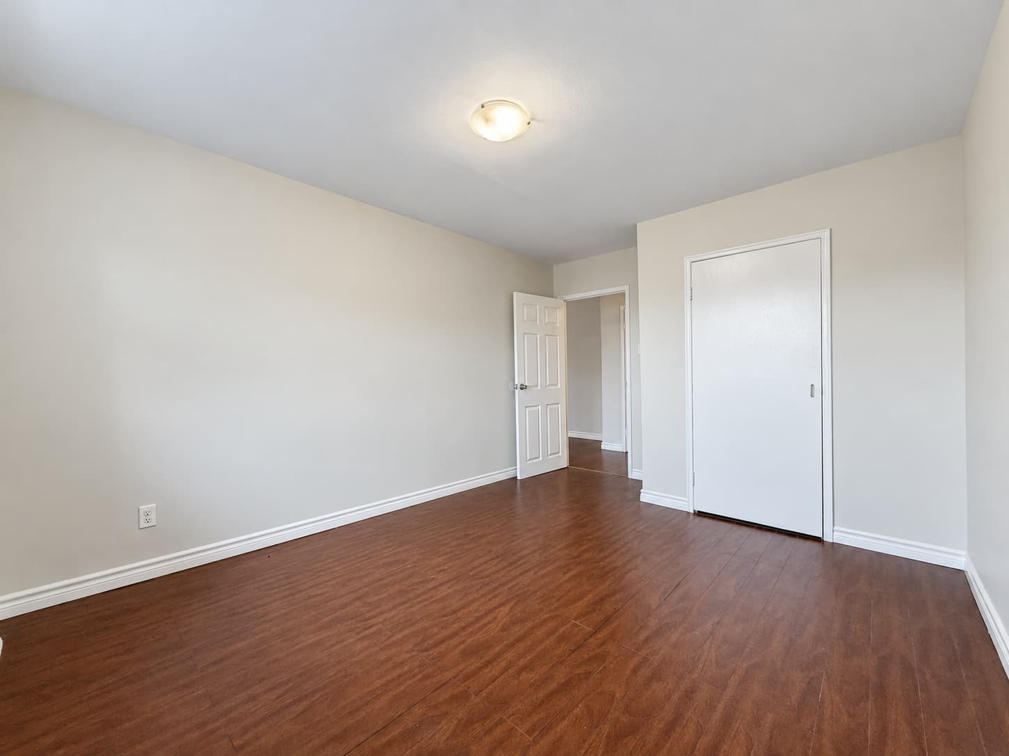 406-880 Colborne Rd Sarnia ON N7V 3K3 - Photo 4