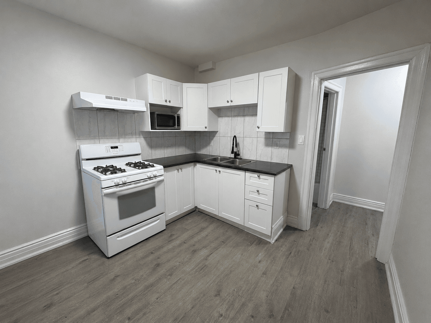 2 - 99 Mary St - Photo 4