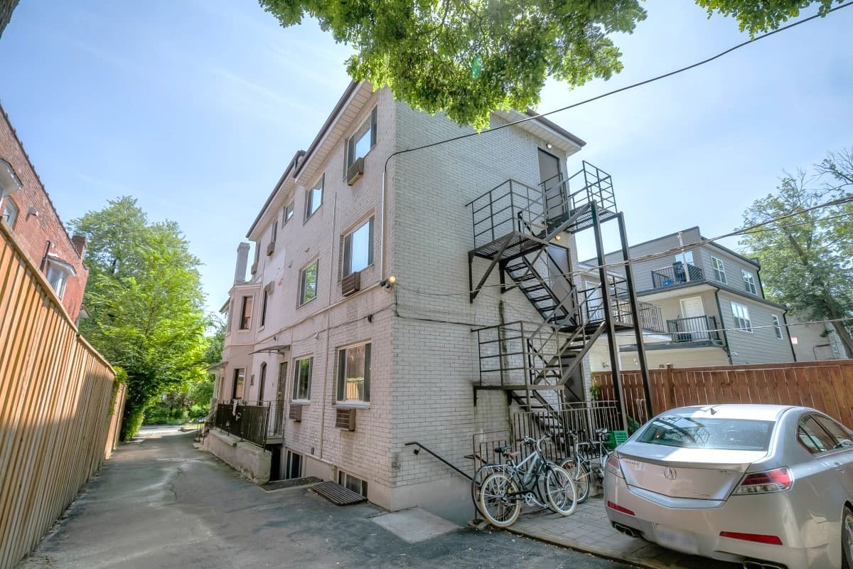 198 Dunn Ave - 402 - Photo 19