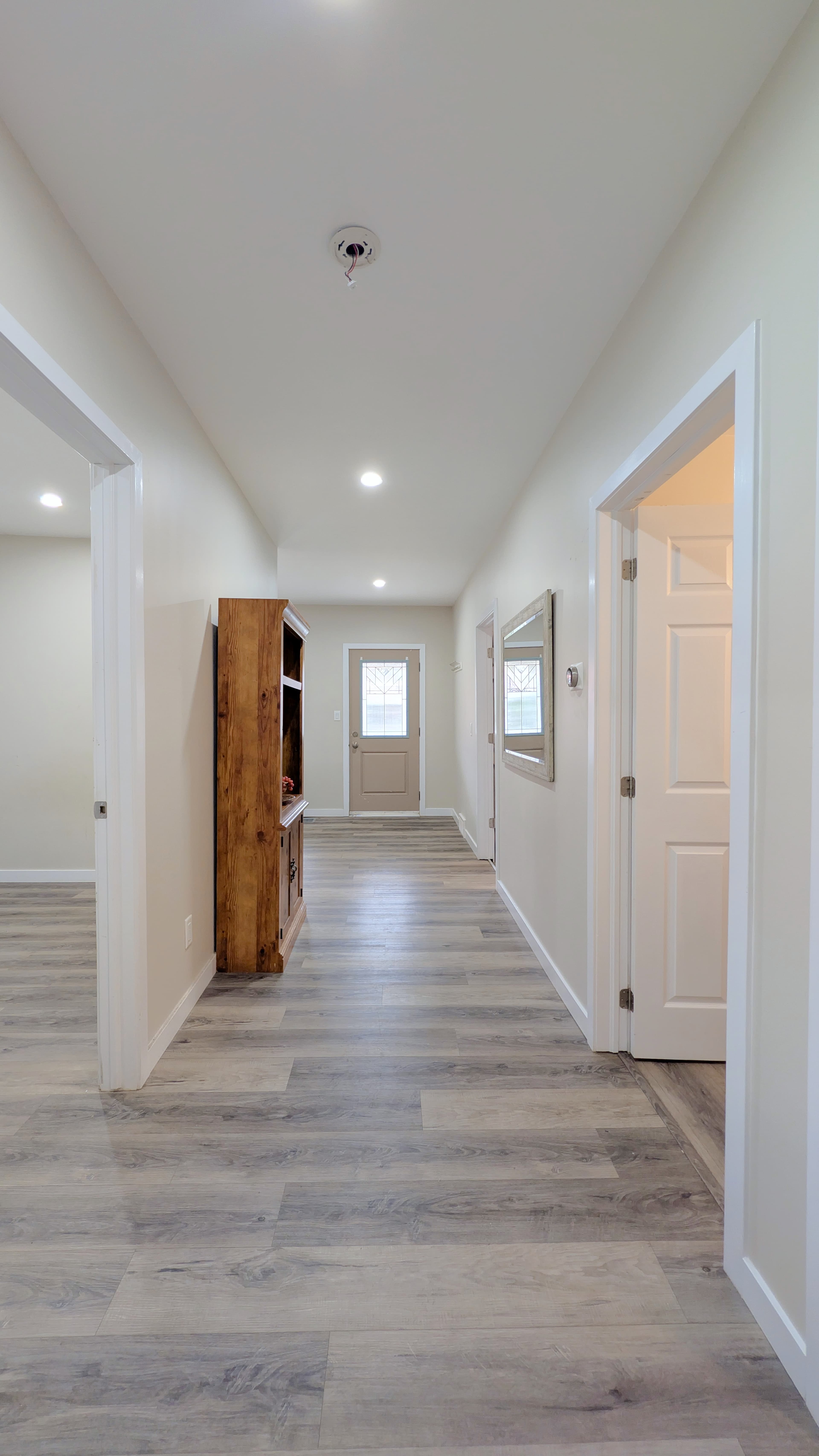 1580 Dufferin - Main - Photo 4