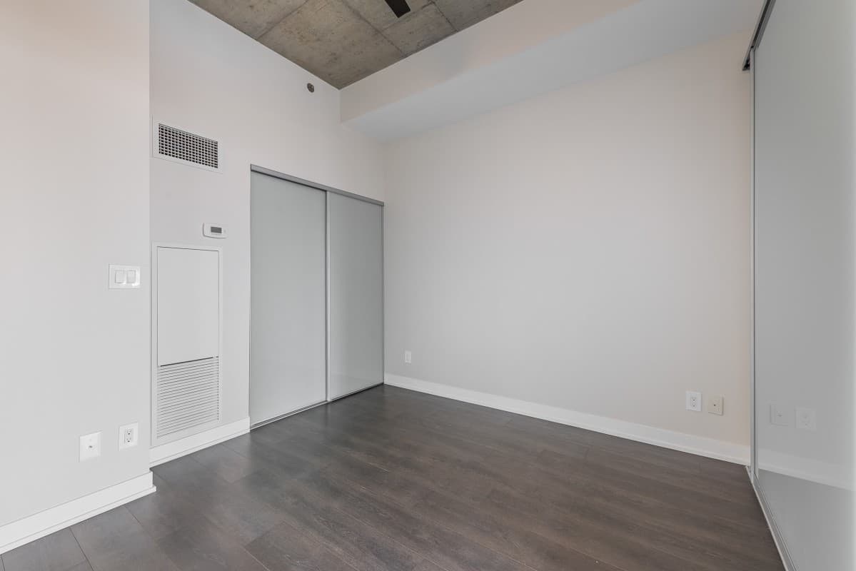 8 Gladstone Ave -607 - Photo 12