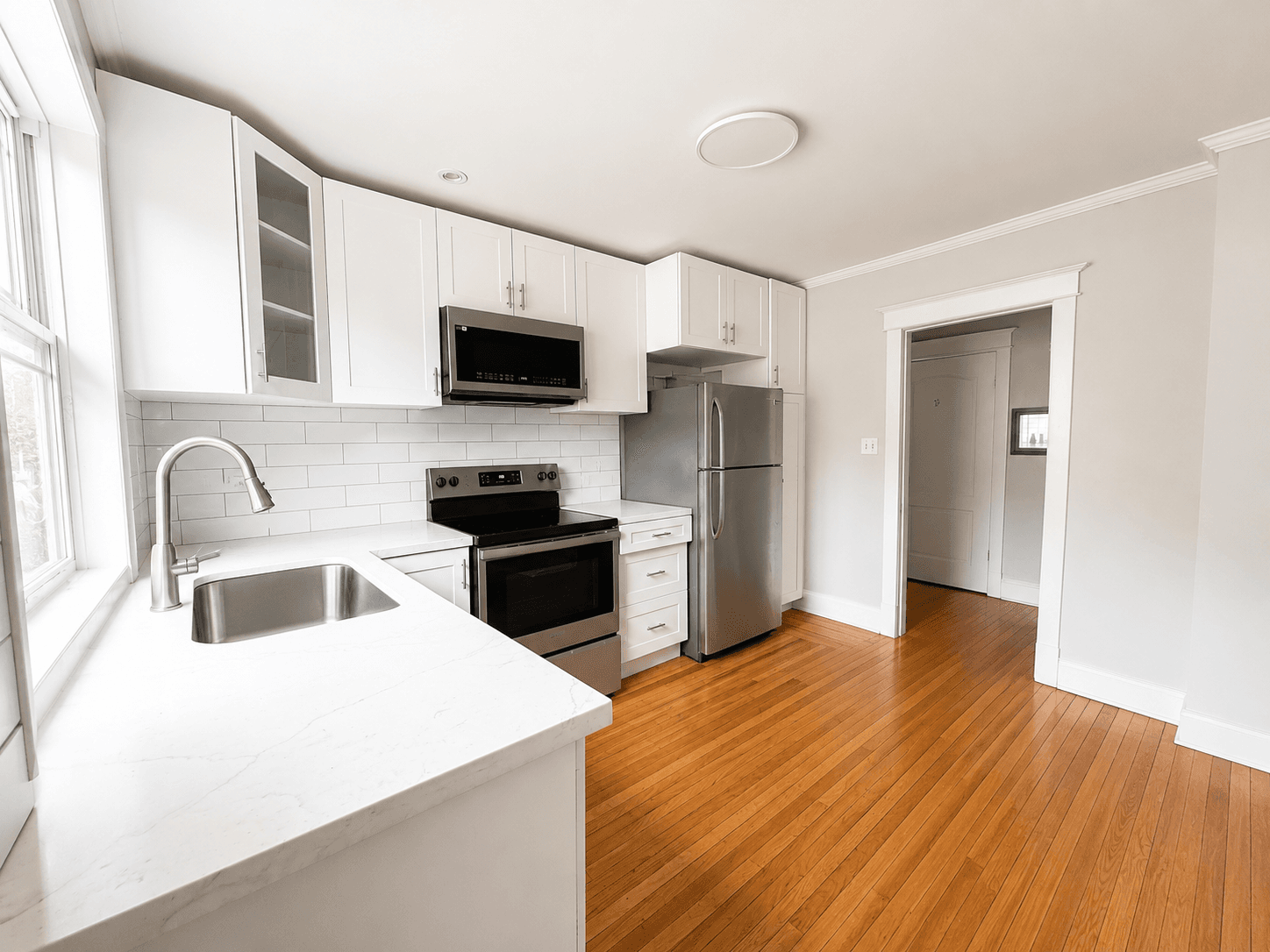 Unit 2 - 86 Balmoral Ave S