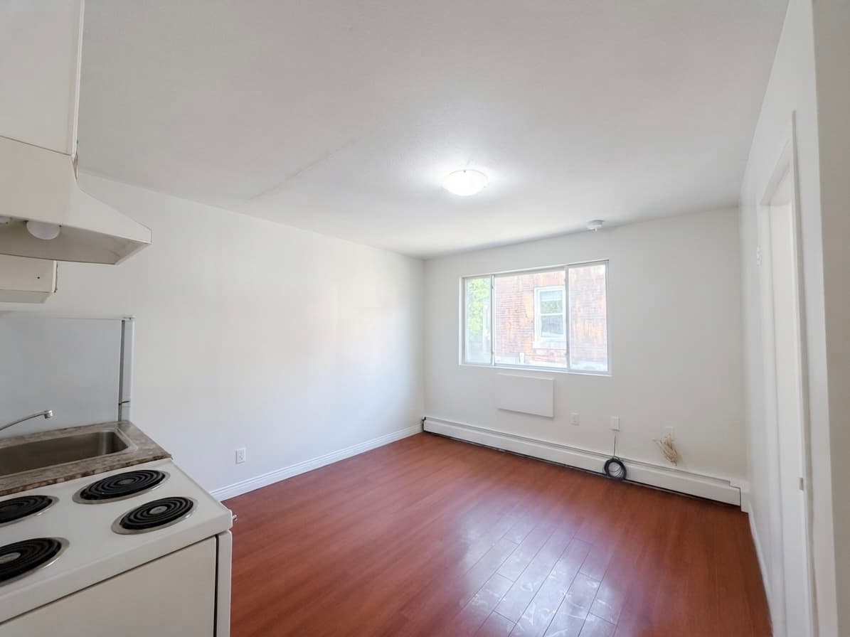 198 Dunn Ave - 303 - Photo 3