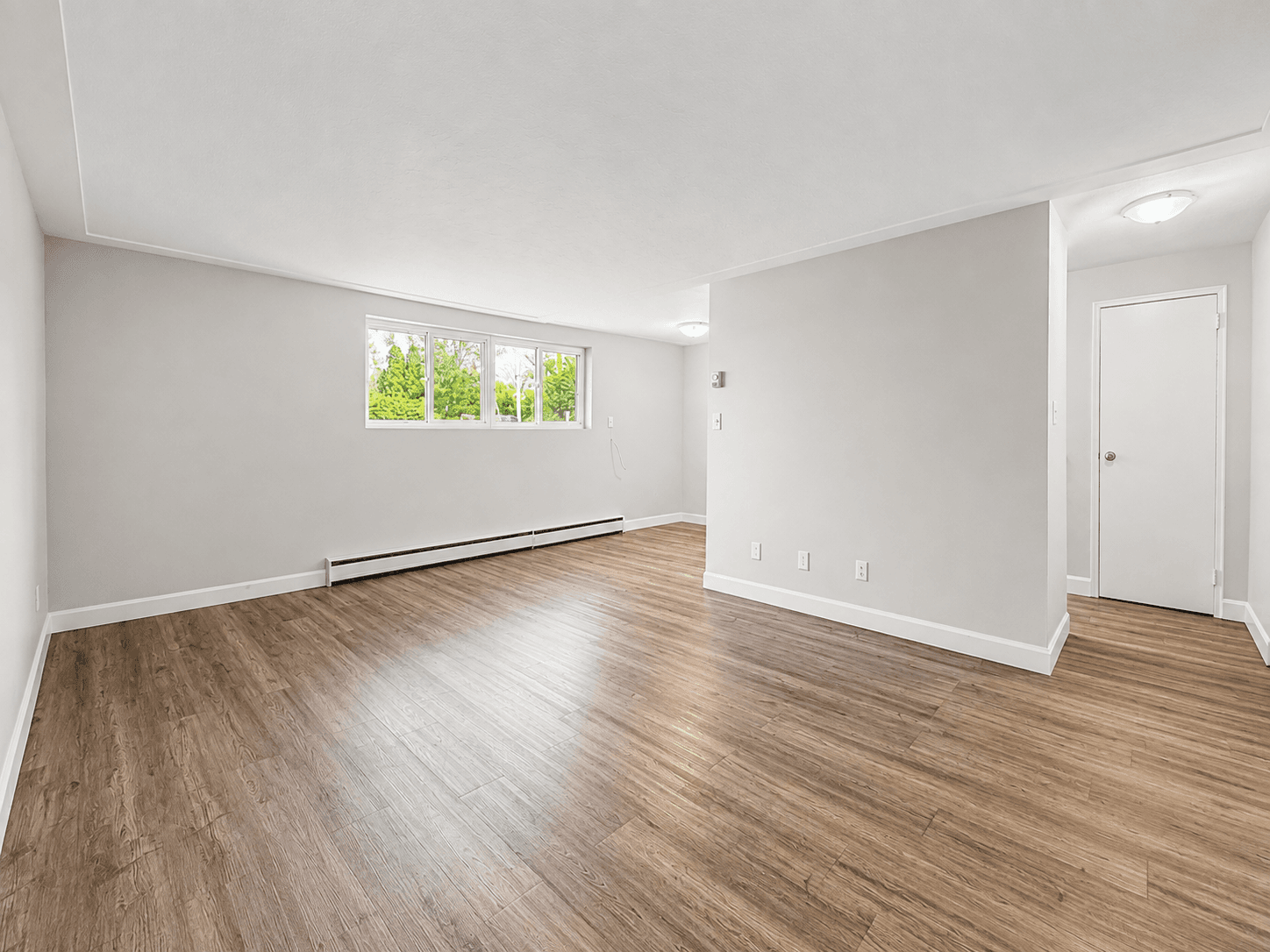 2 bedroom - 1100 Wellington St Sarnia ON N7S 1E6 - Photo 3