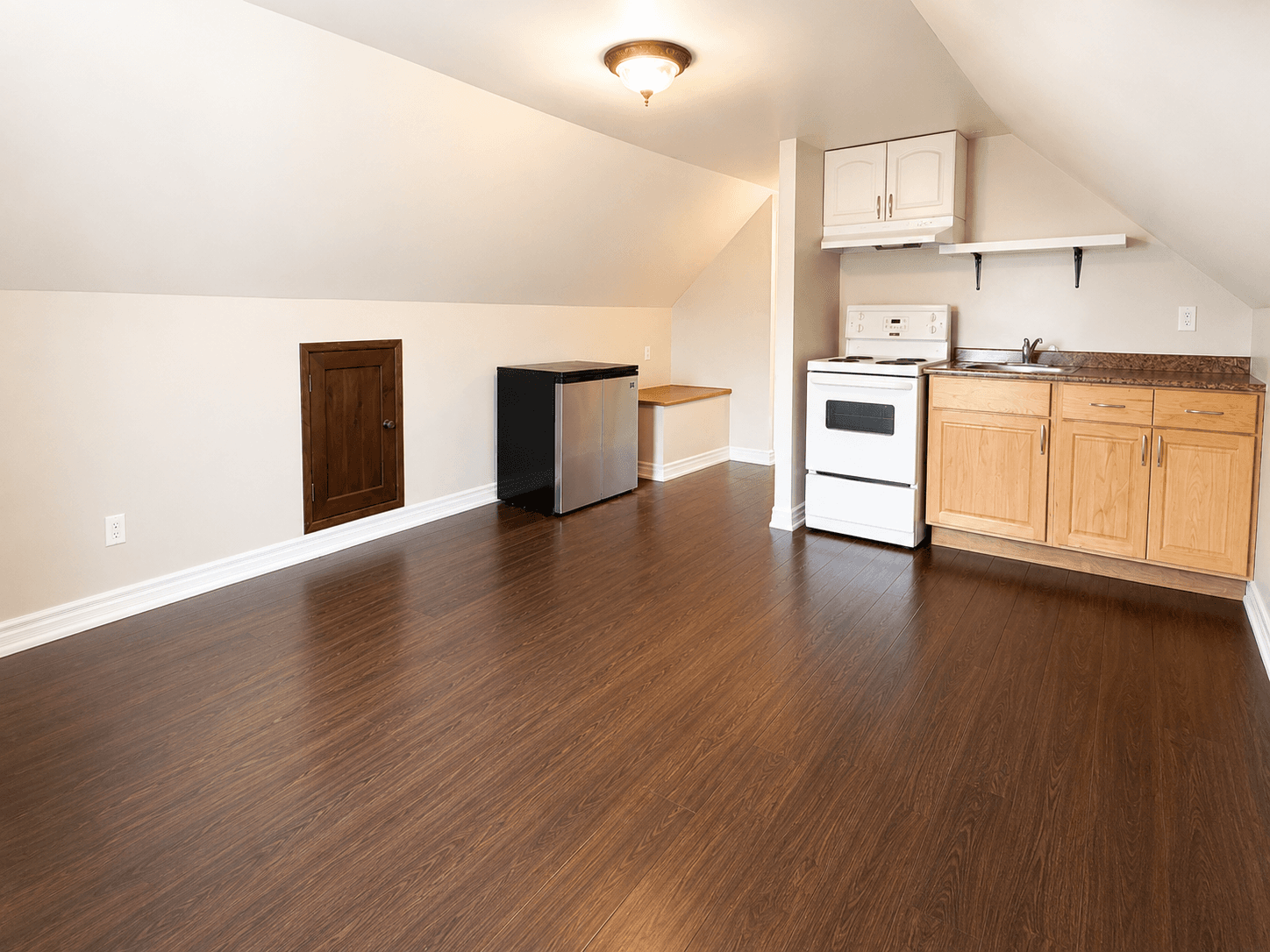 91 Carrick Ave - Attic - Photo 2