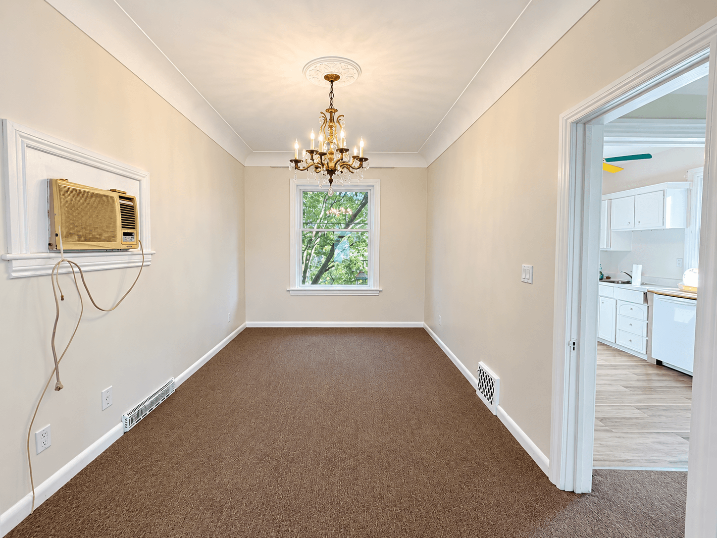 14 Brucedale St W - Photo 4