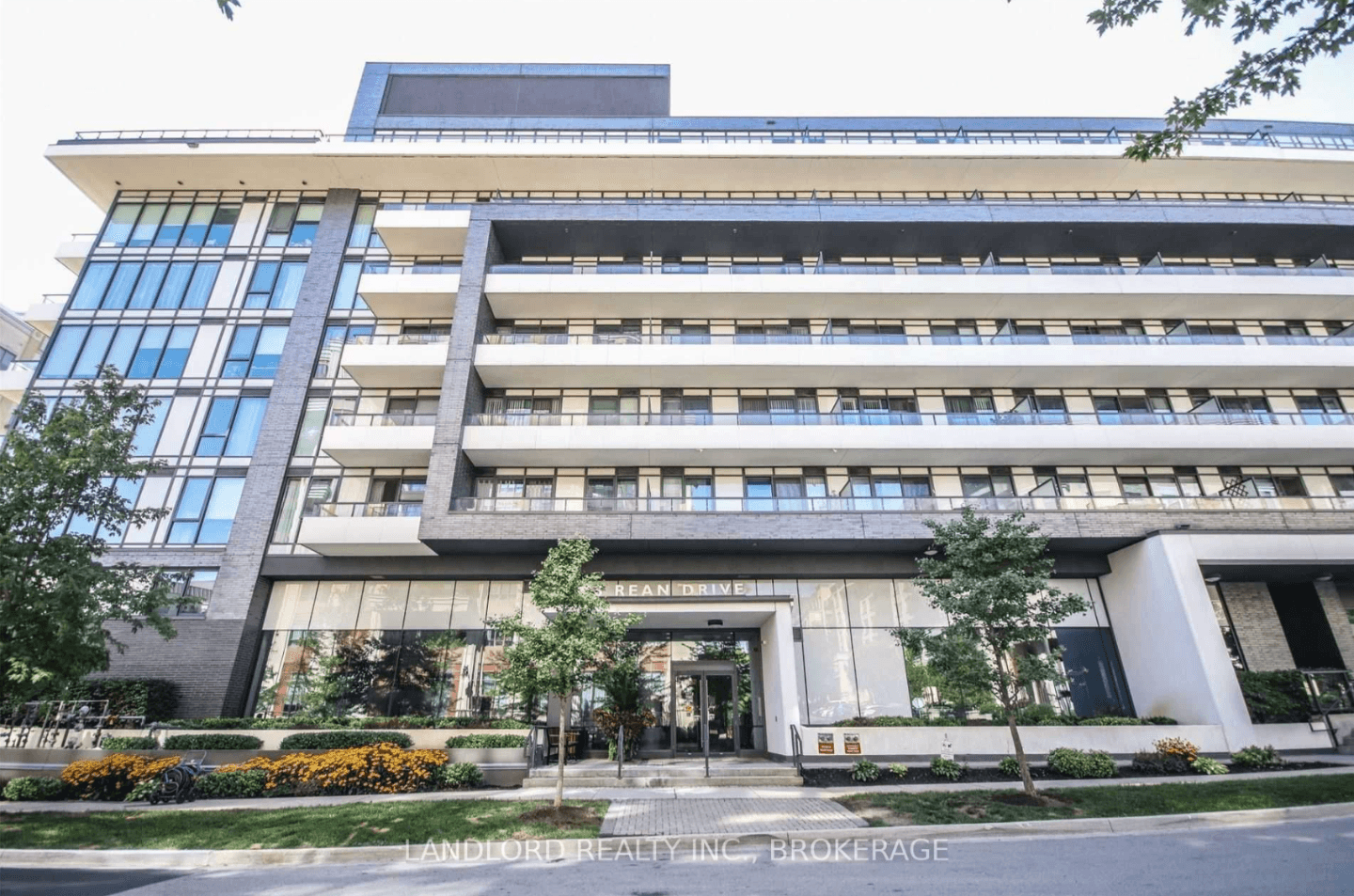 18 Rean Dr - 304 - Photo 16