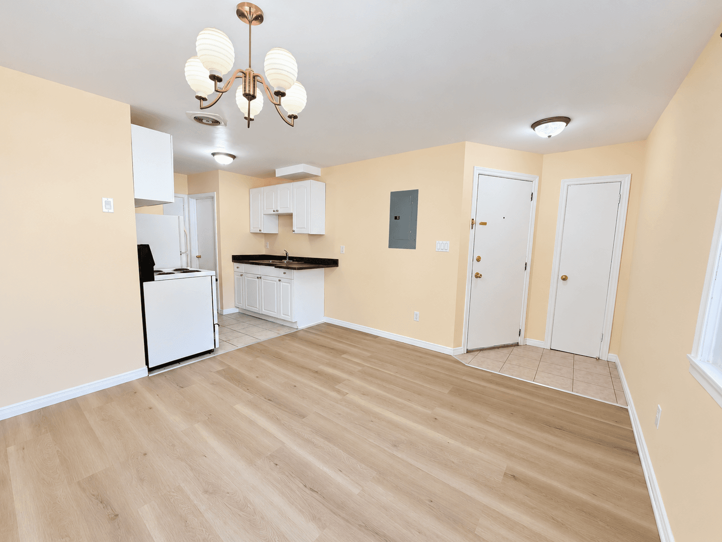 109 Emma St - A - Photo 3