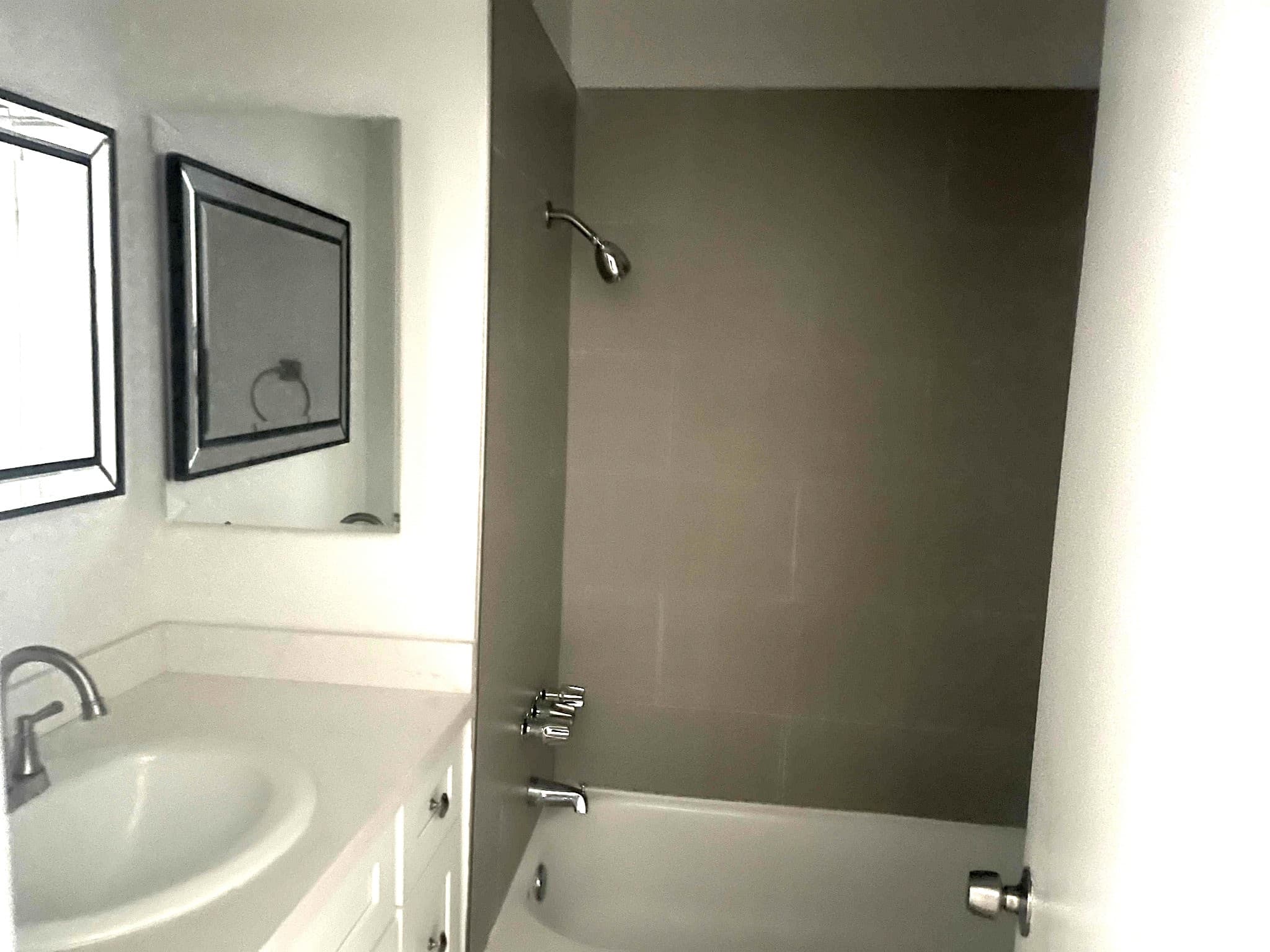 20208 Leadwell 1BR 1 BA - Photo 9