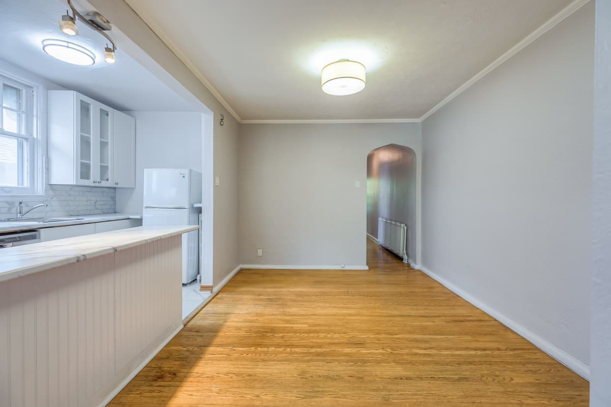 20 Acacia Rd - Upper - Photo 8