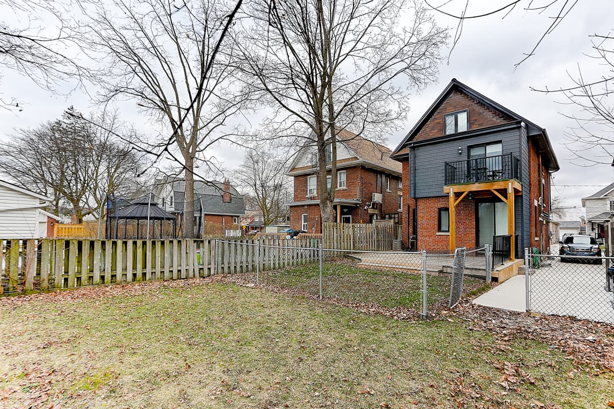 61 Clouston Ave - Lower - Photo 22