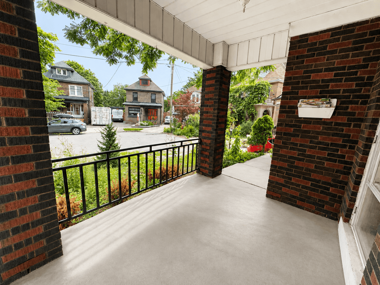 272 Stinson Crescent - Unit 1 - Photo 3