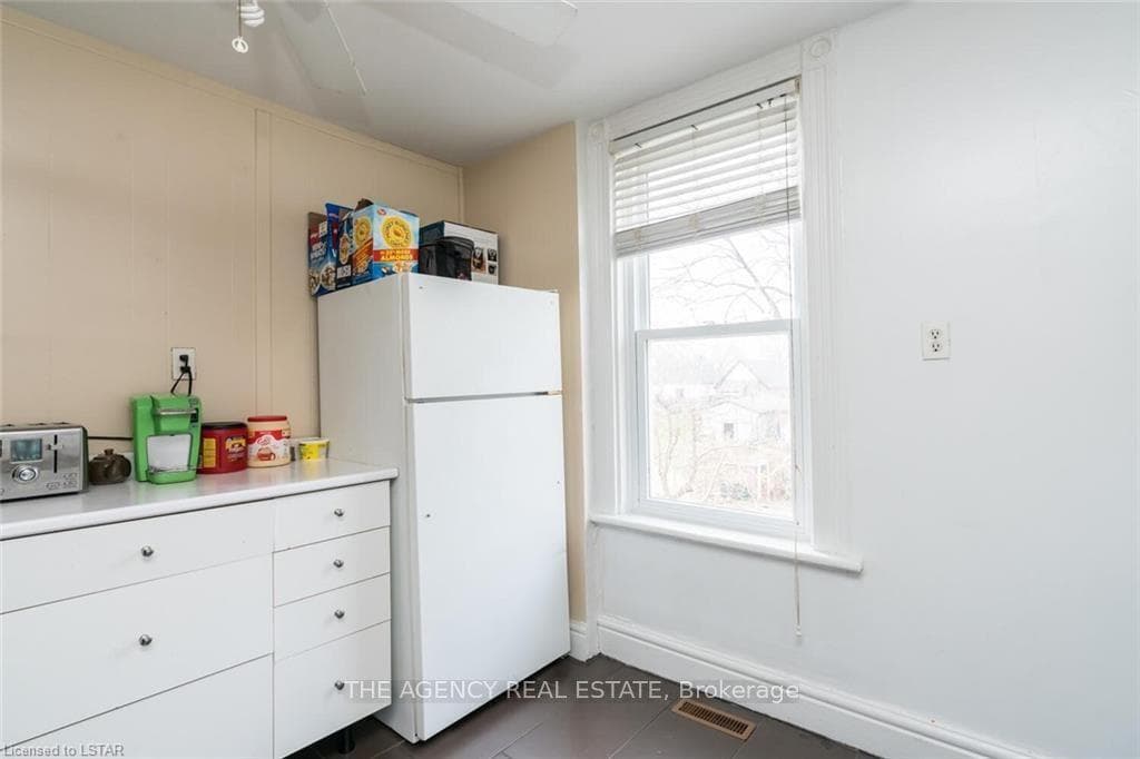 2 1050 Frances Street London Ontario N5W 2L7 - Photo 11