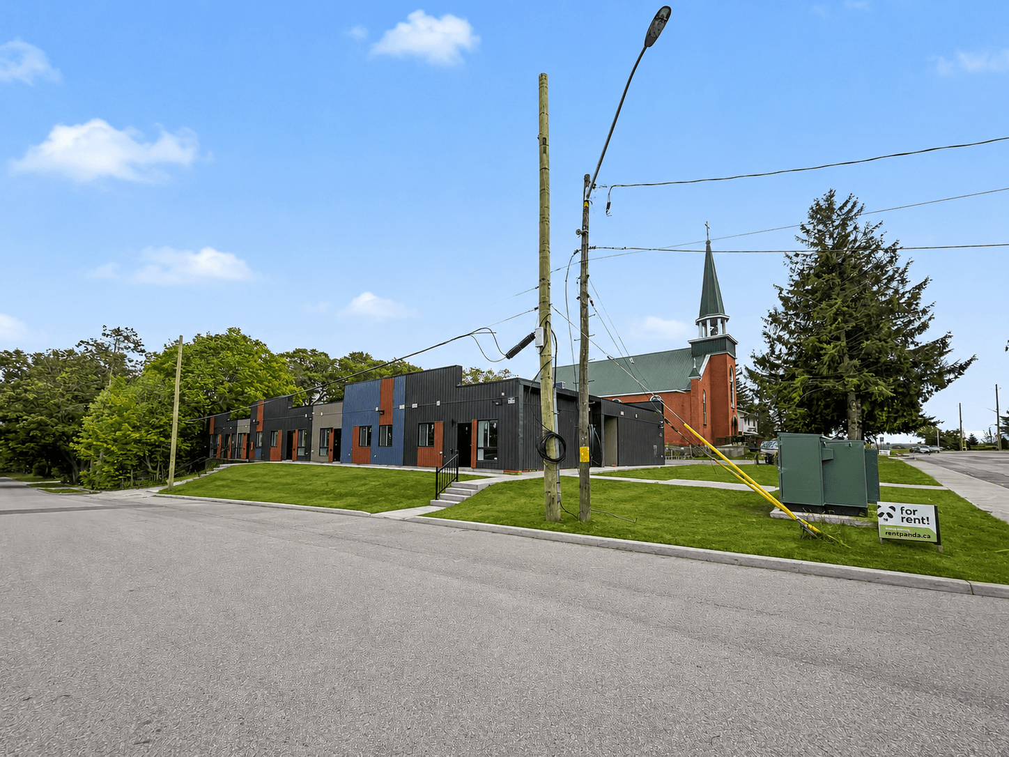 Unit 6- 199 Pine Street Tay Ontario L0K 2C0