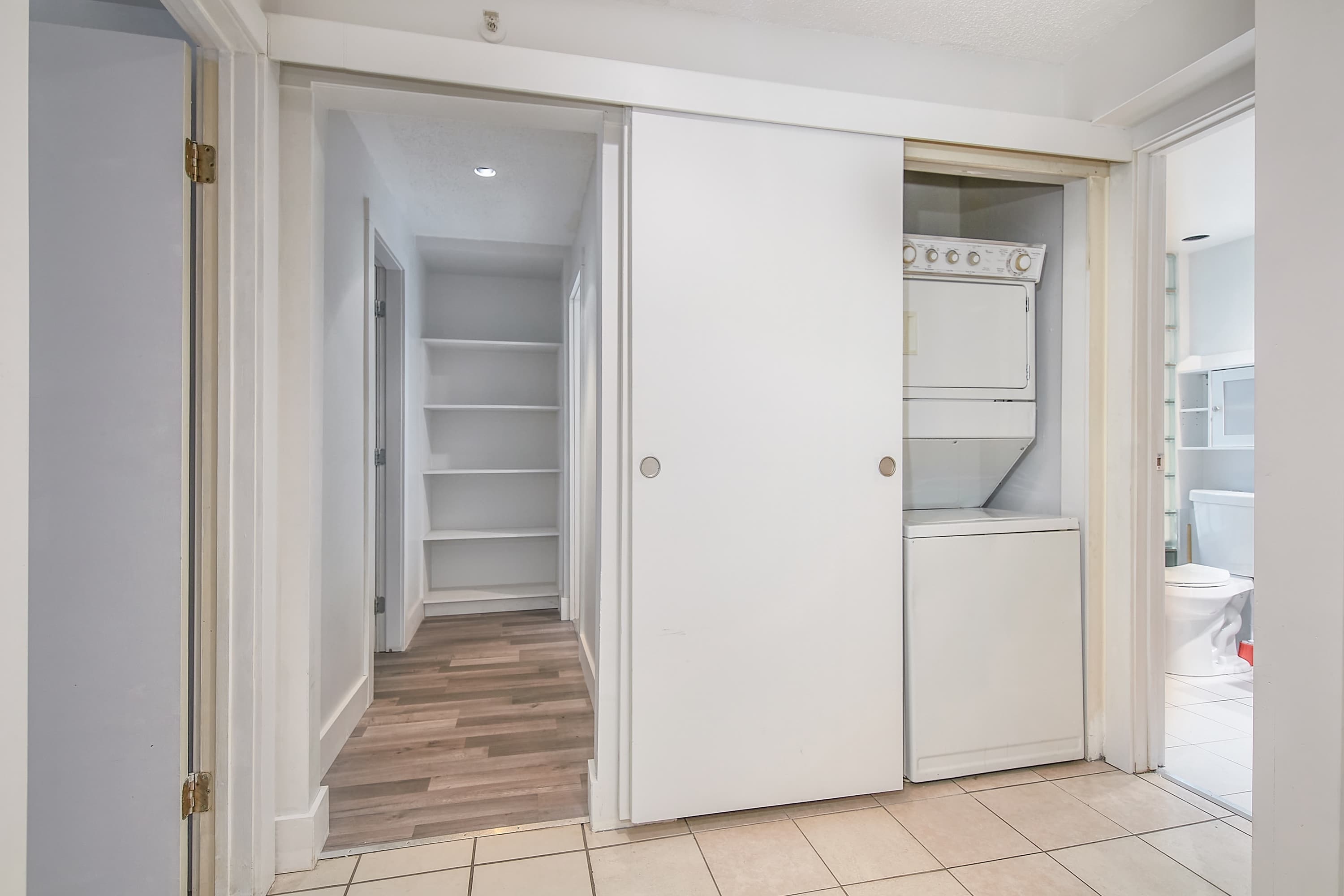 110-1500 Pendrell - Photo 6