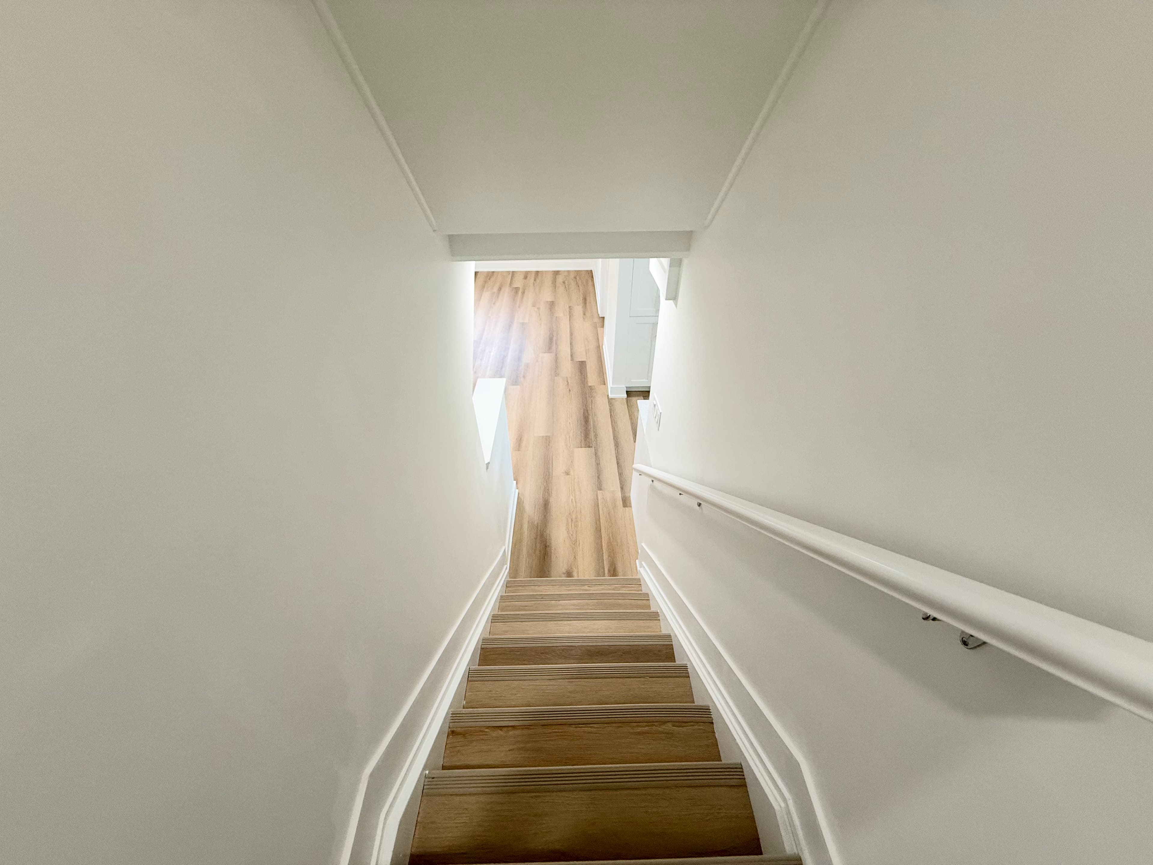 Unit 3 47 Sherwood Forest Trail Welland Ontario L3C 5X7 - Photo 2