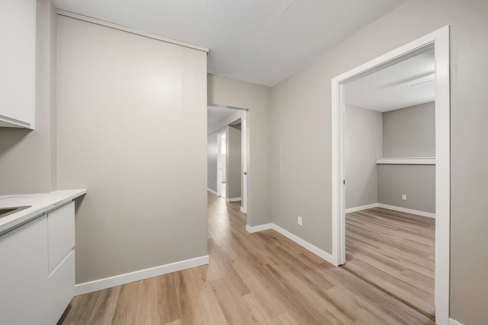 Lower-218 Hilda St - Photo 6