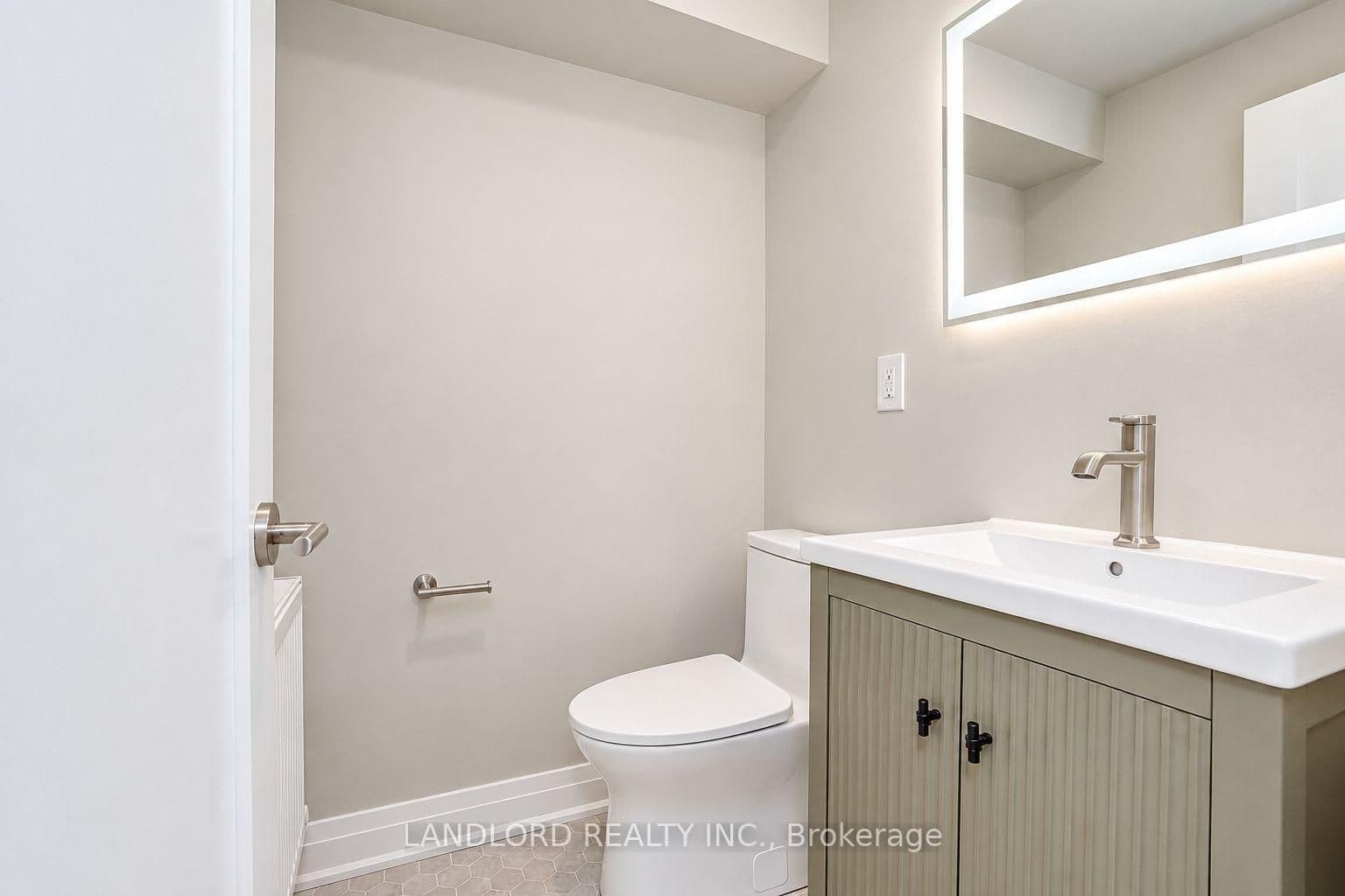 92 Neville Park Blvd - 4 - Photo 13