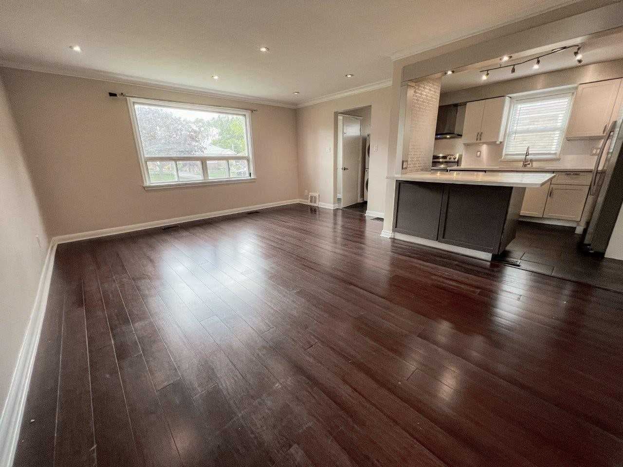 220 Ellington Dr - Main - Photo 6