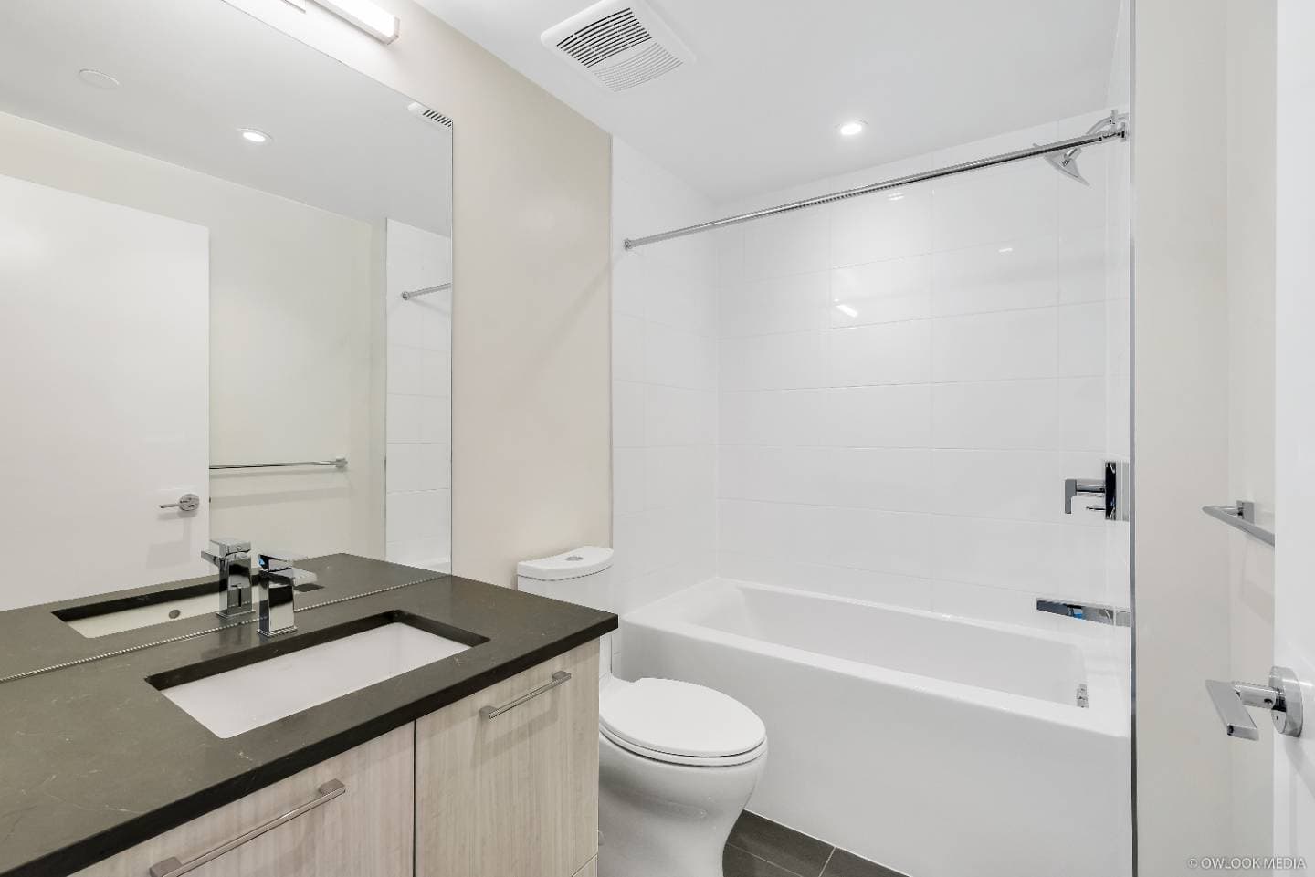 3559 E Kent Ave N - Photo 10